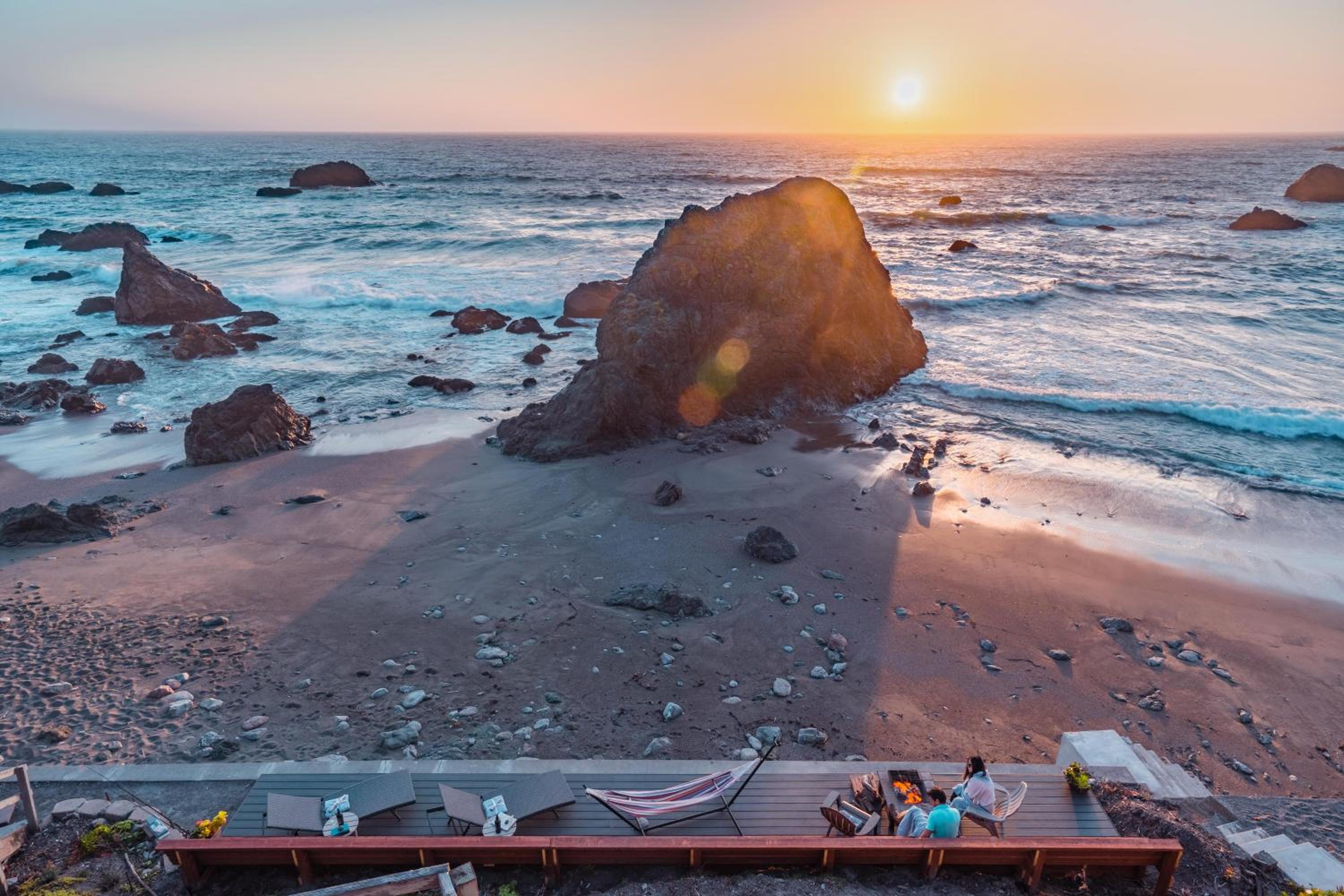 Surfscape Beach House, Private Beach & Ocean views view 5