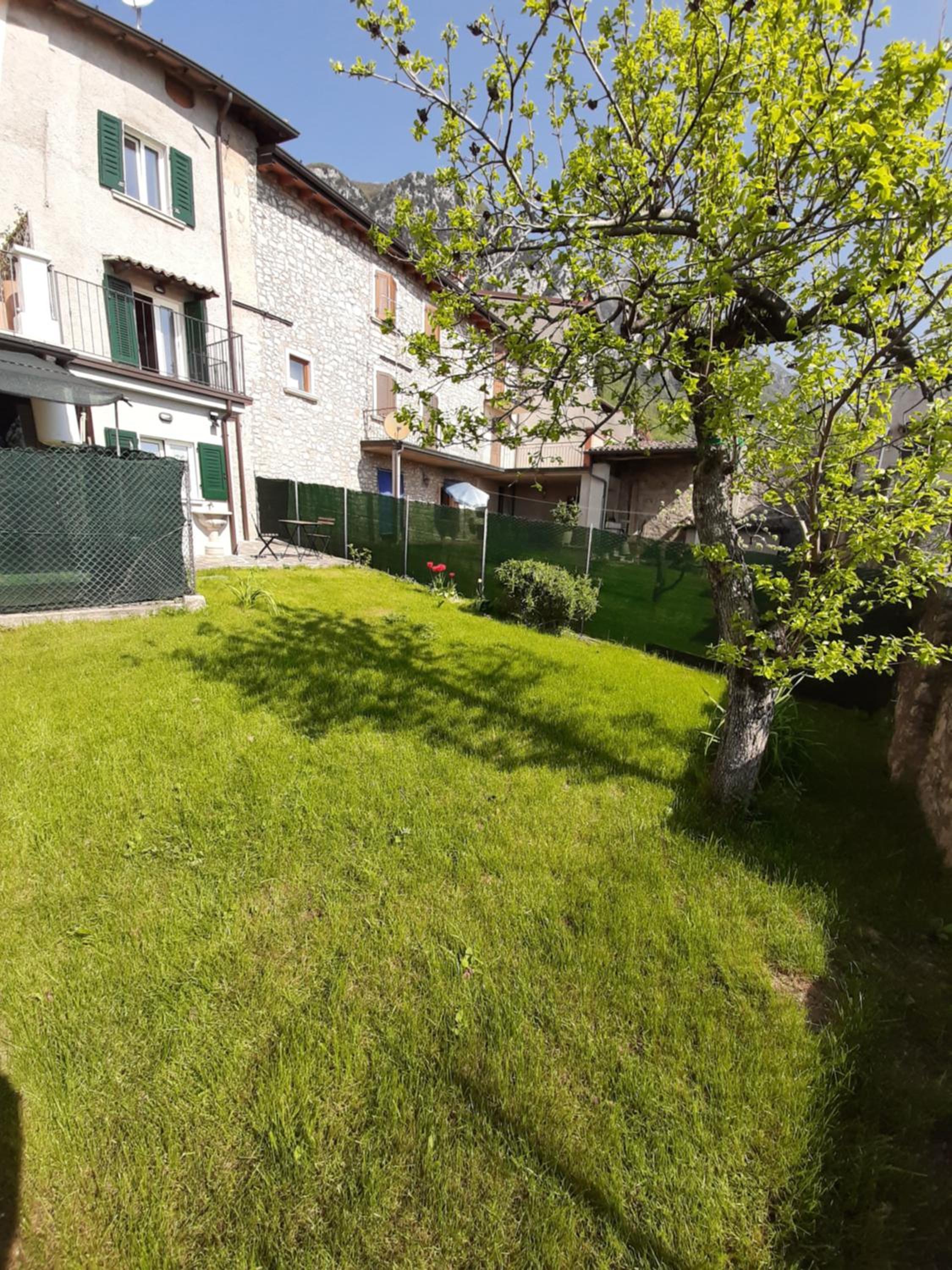 La Petite Maison view 2