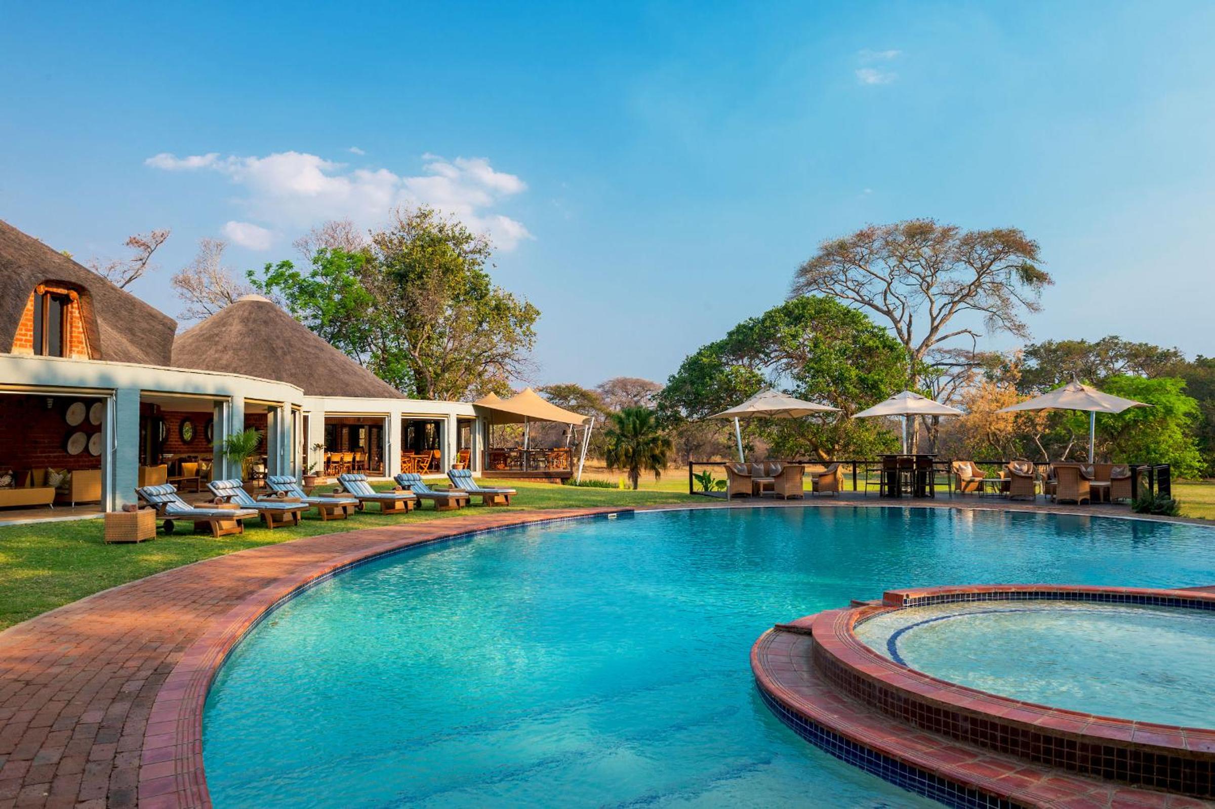 Pool & Wellness