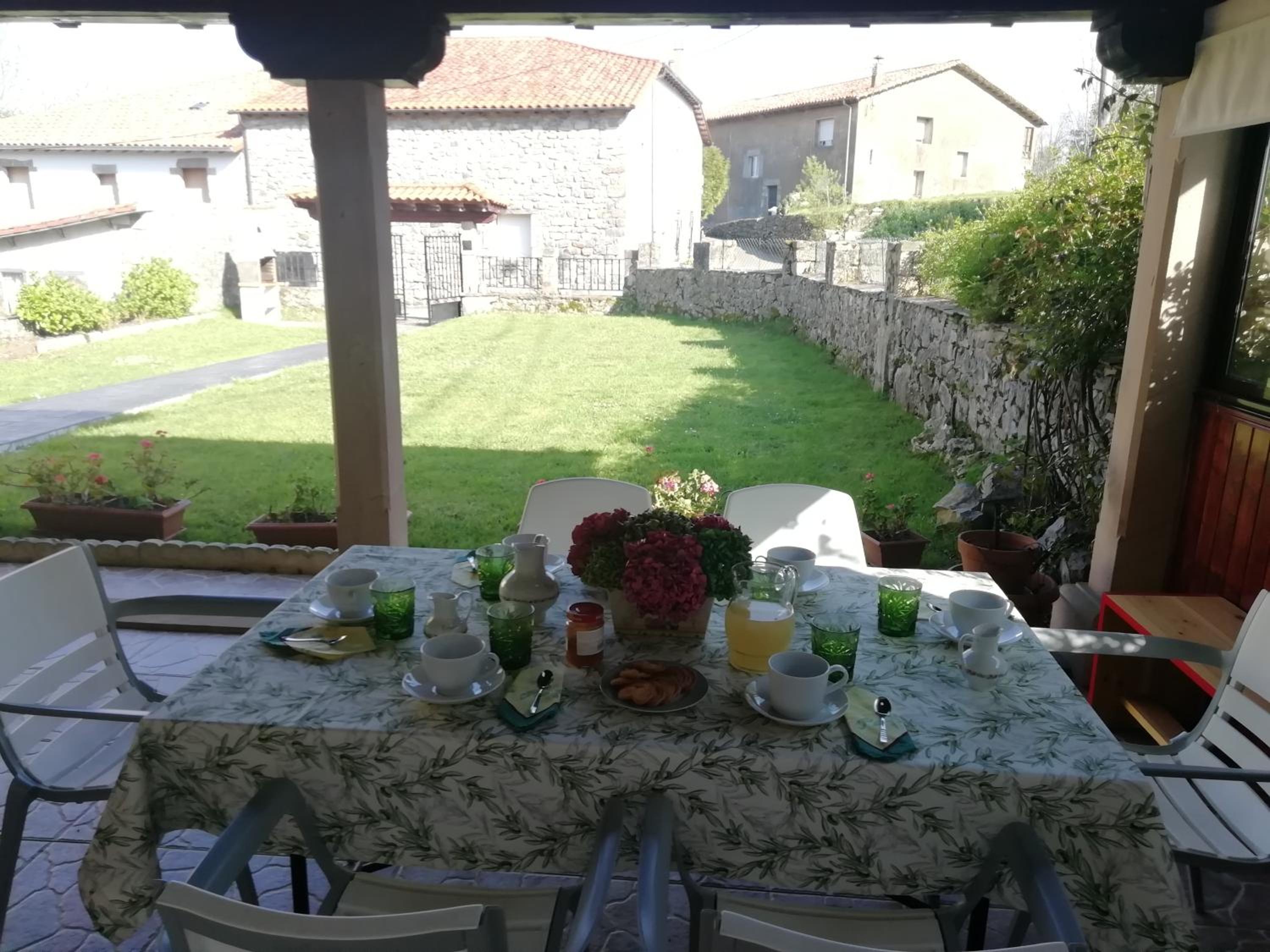 Casa Rural La Rasilla view 2