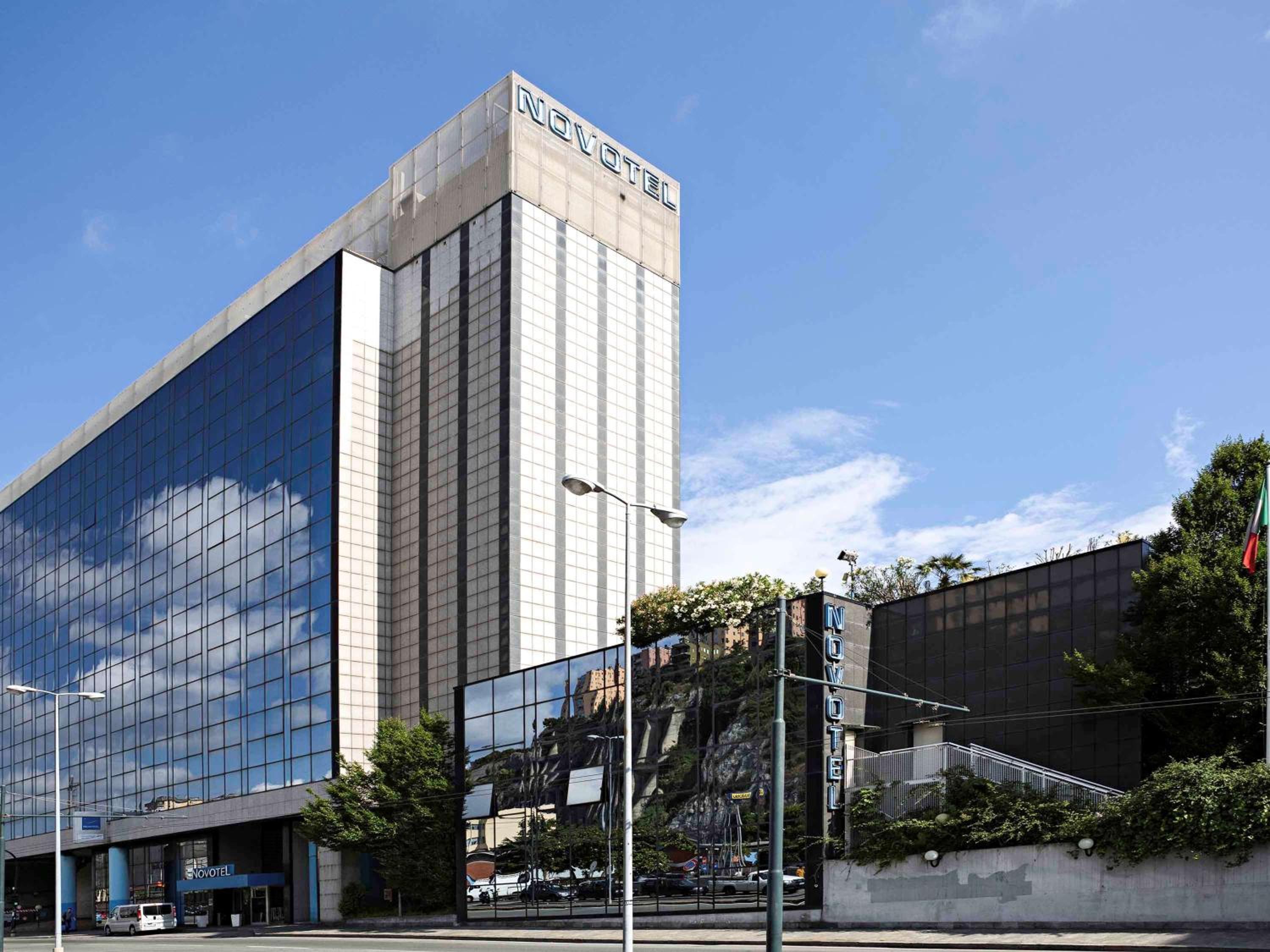 Hotel Novotel Genova City - Image 1