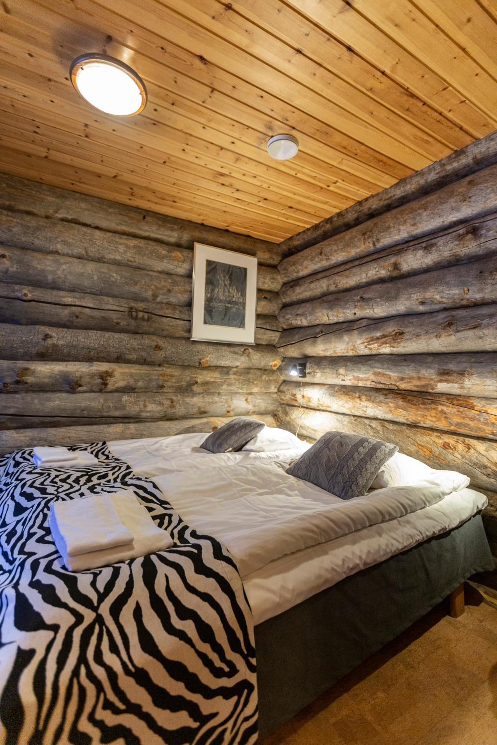 Kuukkeli Log Houses Villa Aurora 