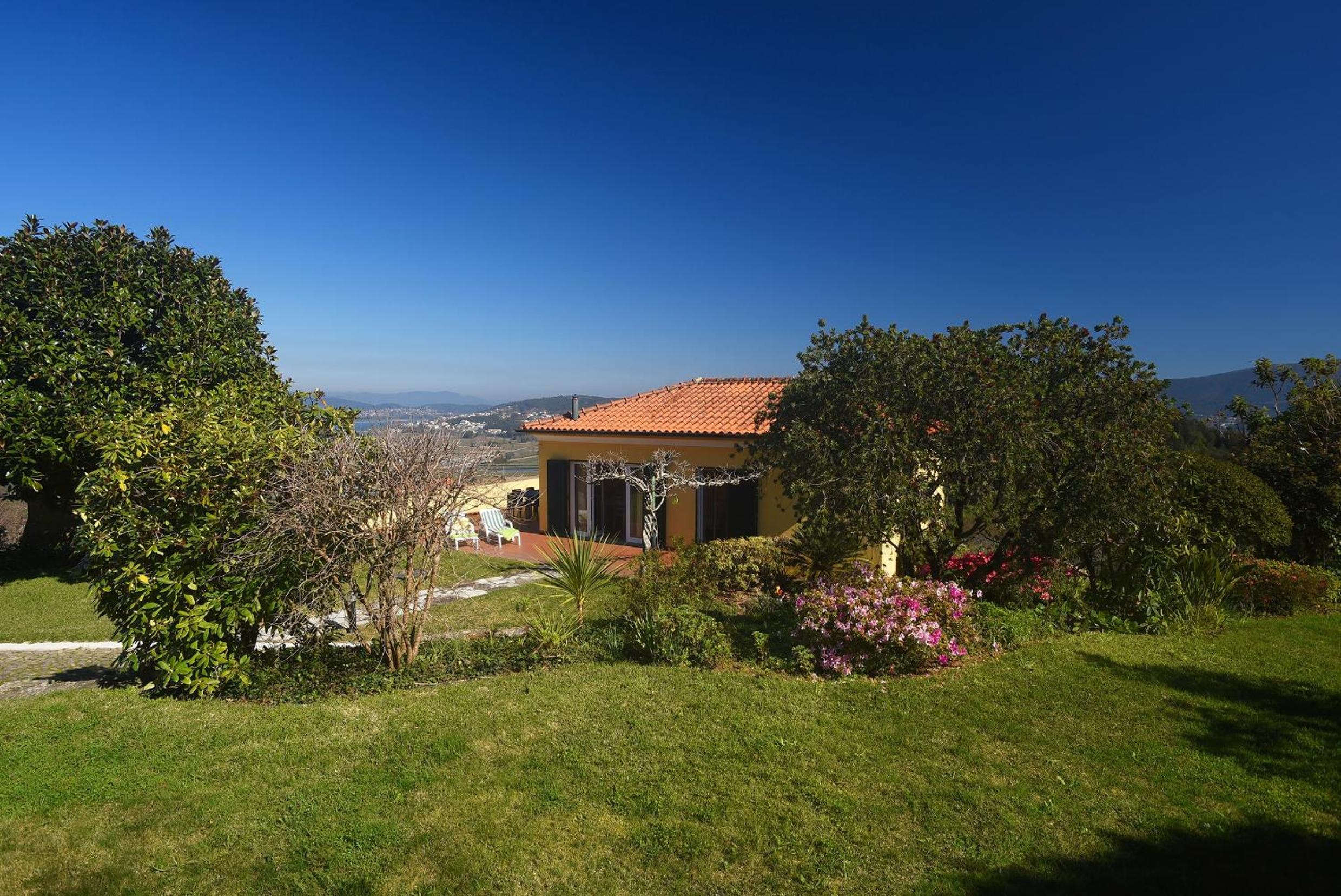 Castanheiro Cottage Relaxing Nature view 2