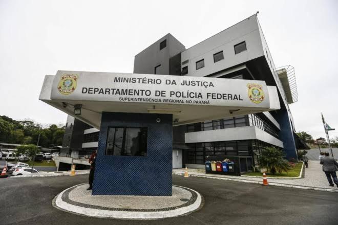 Casa Triplex Curitiba, Tingui, Bacacheri, Cindacta, Batalhão, Hospital Vita, Policia Federal, PF