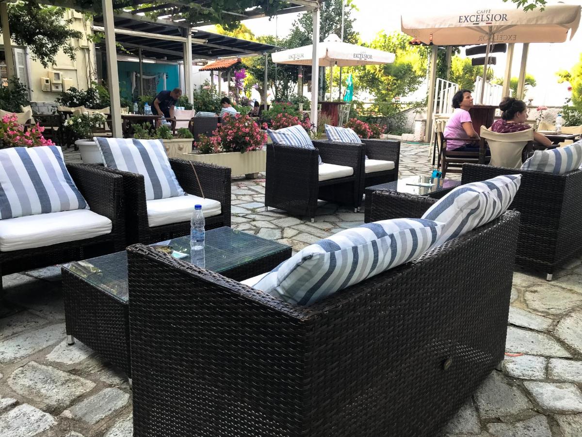 outdoor BBQ area