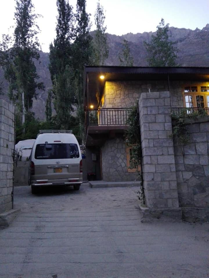 Photo 12