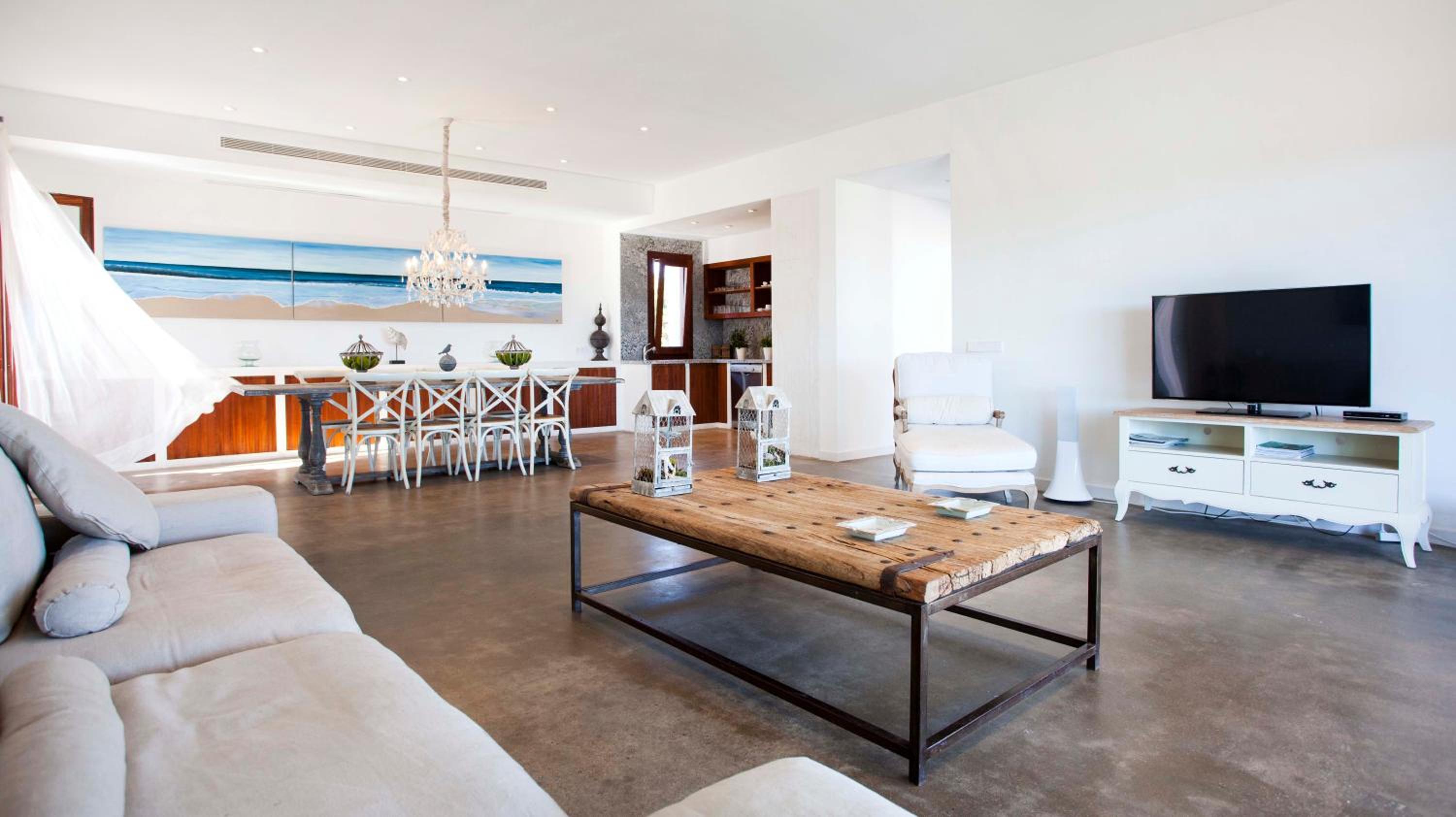 Photo 33