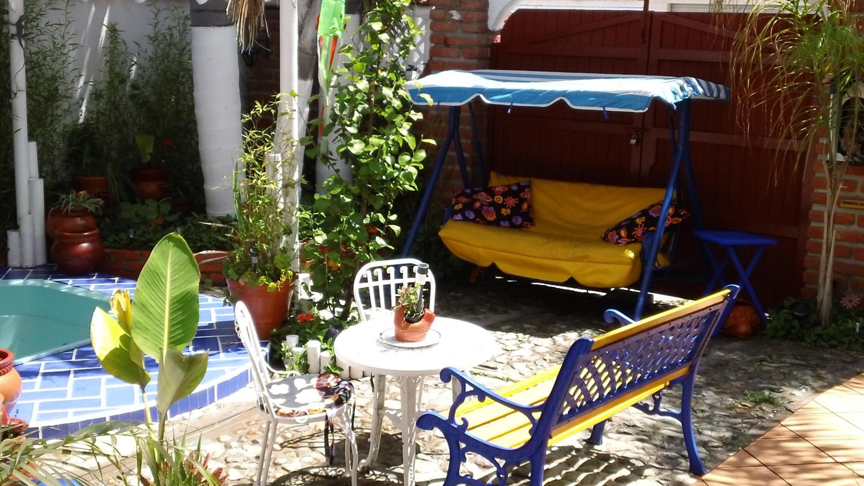 Welcome to Casa Viva Mexico 3-bedrooms 2-bathroms 6-Guests close to Shoping Center & Beach