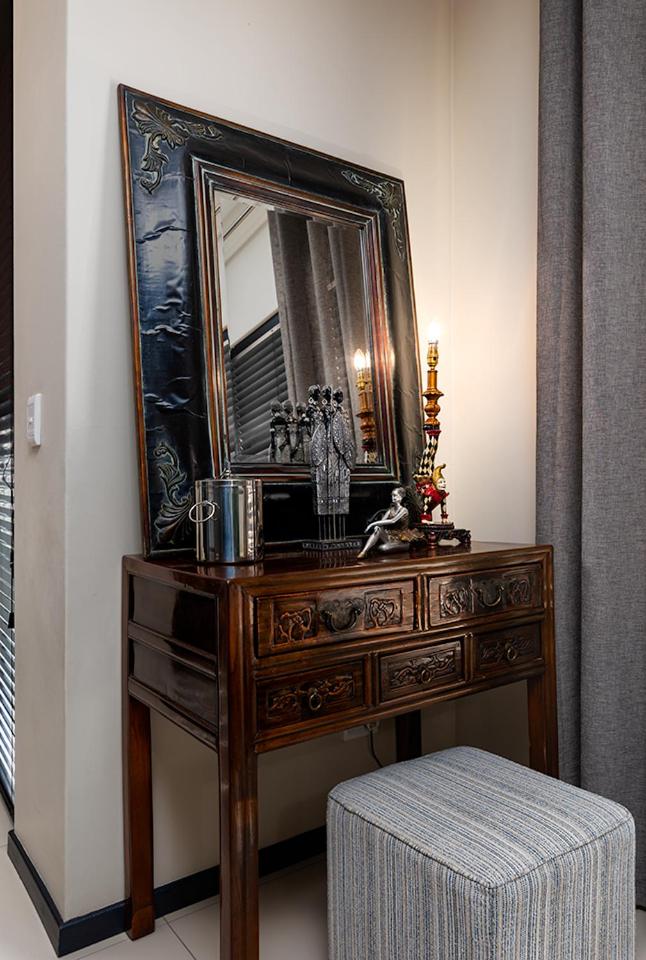The Rosebank collection
