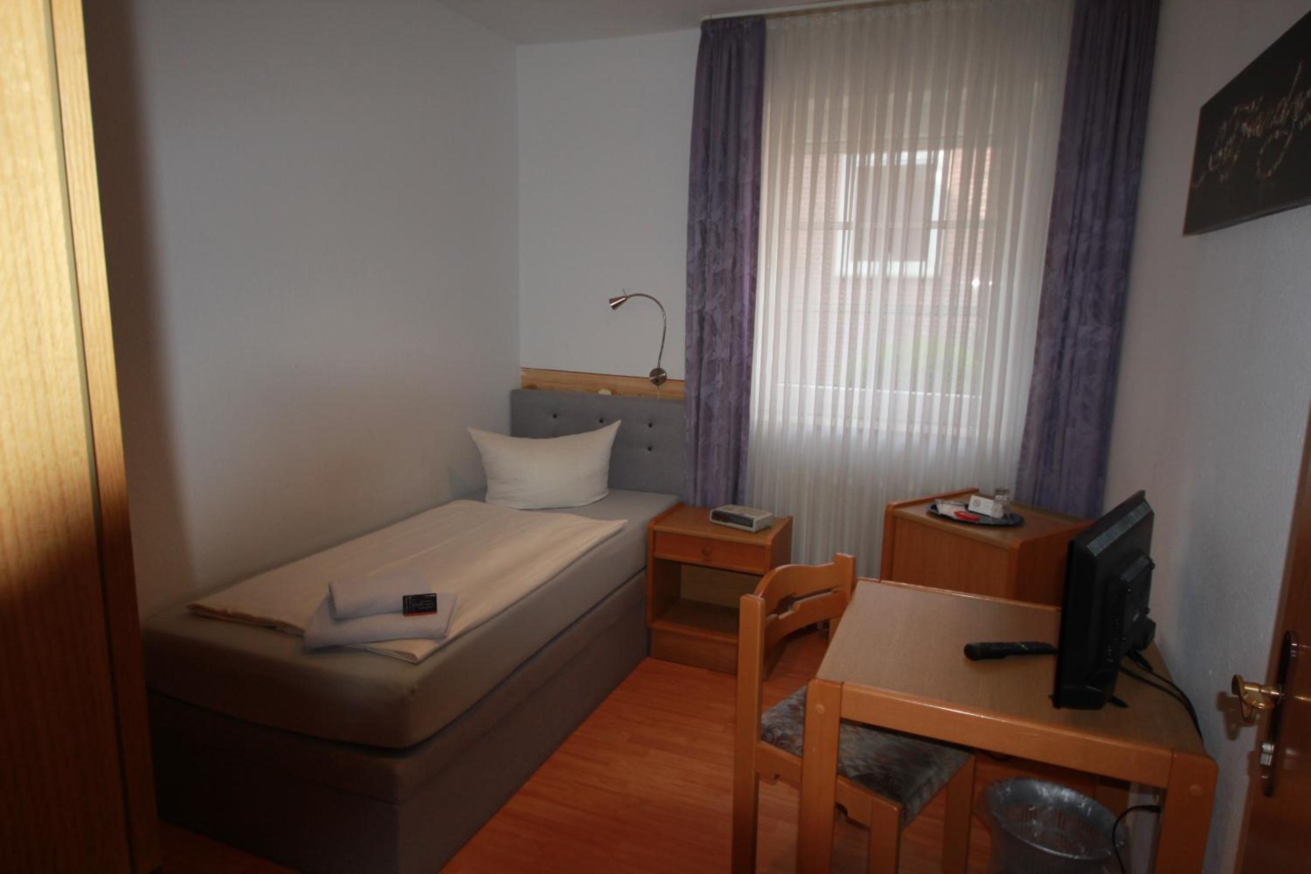 Photo 13