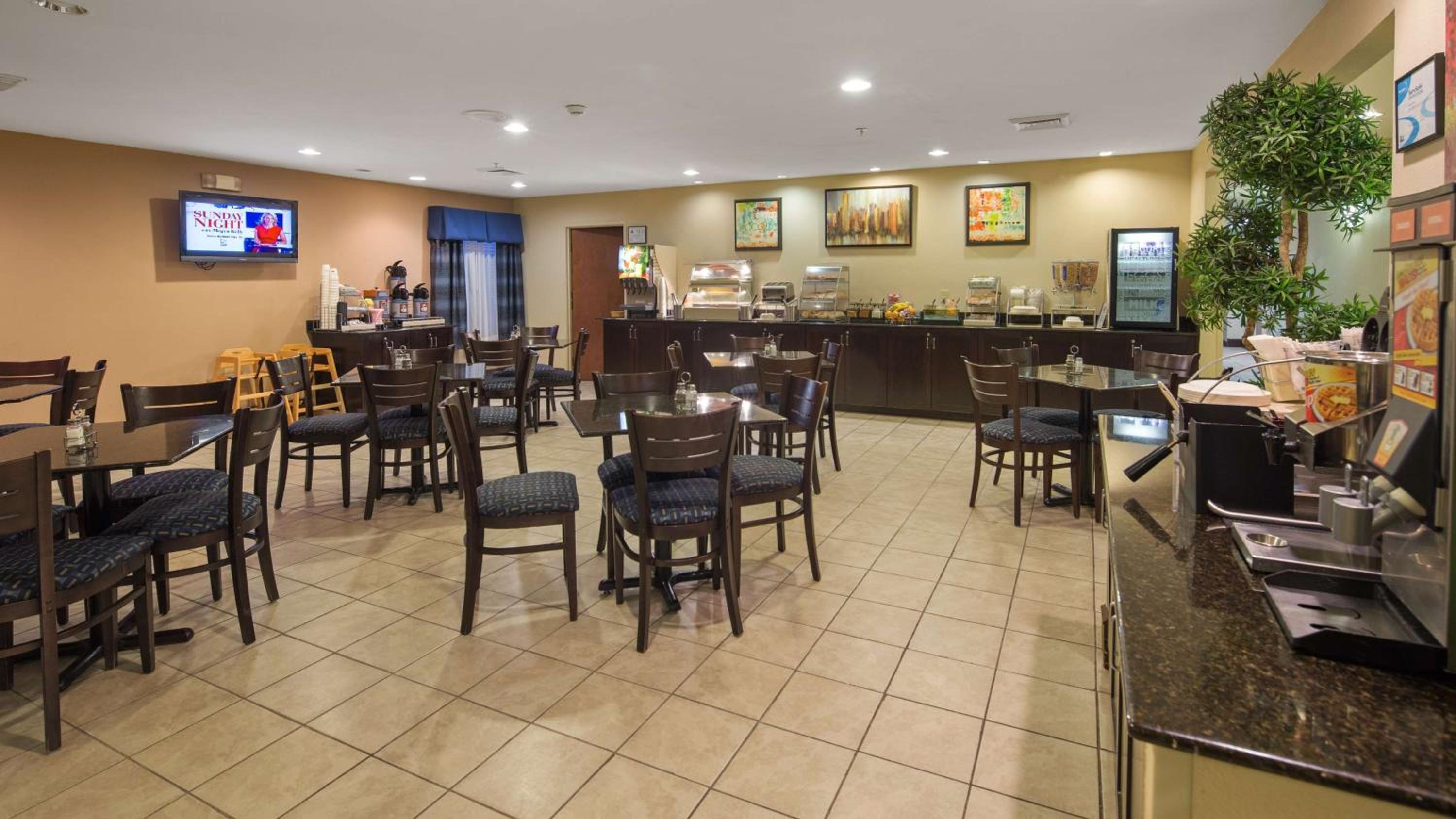 Roanoke Rapids Vacations - SureStay Plus Hotel by Best Western Roanoke Rapids I-95 - Property Image 10
