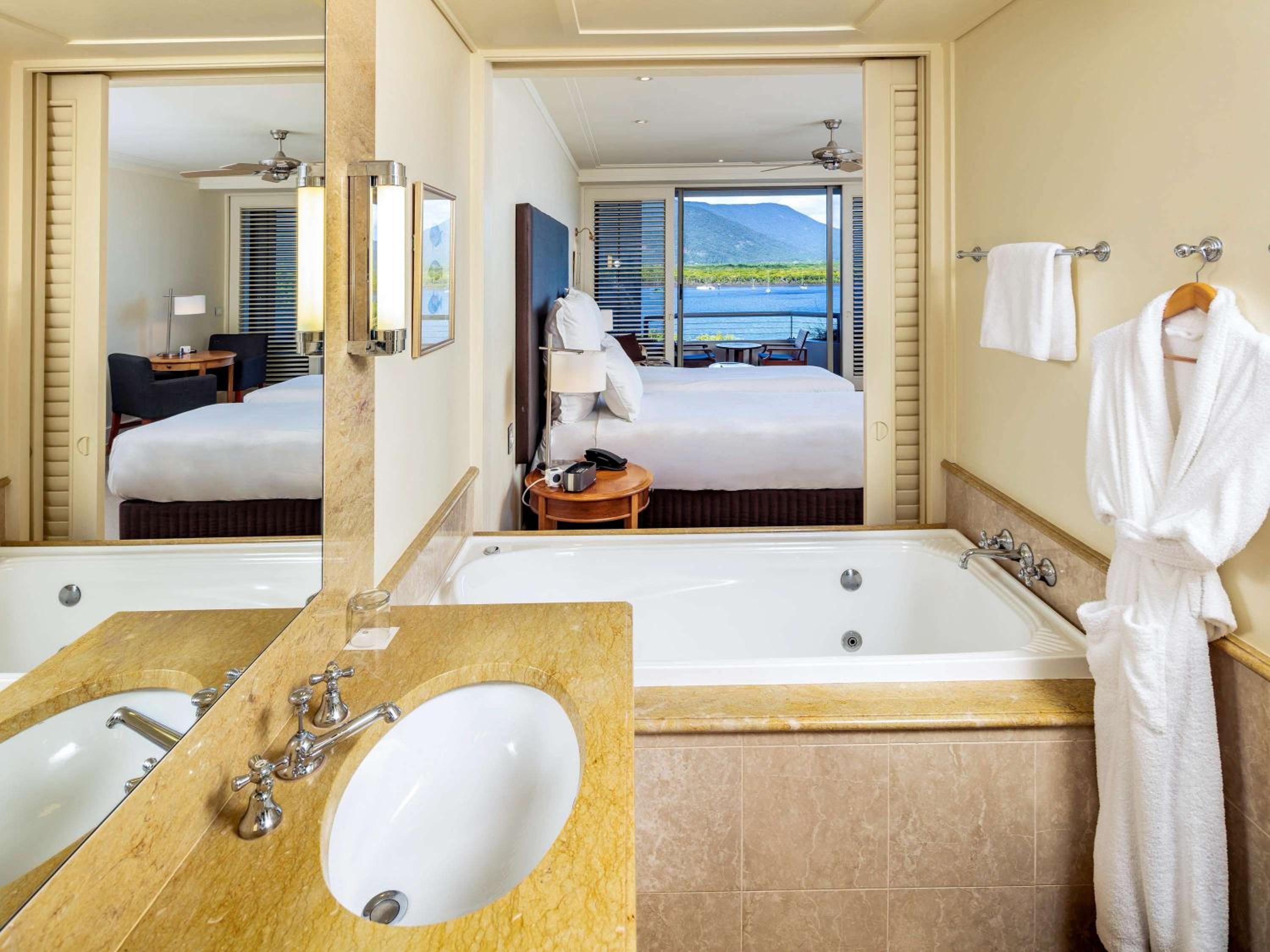 Pullman Reef Hotel Casino-2