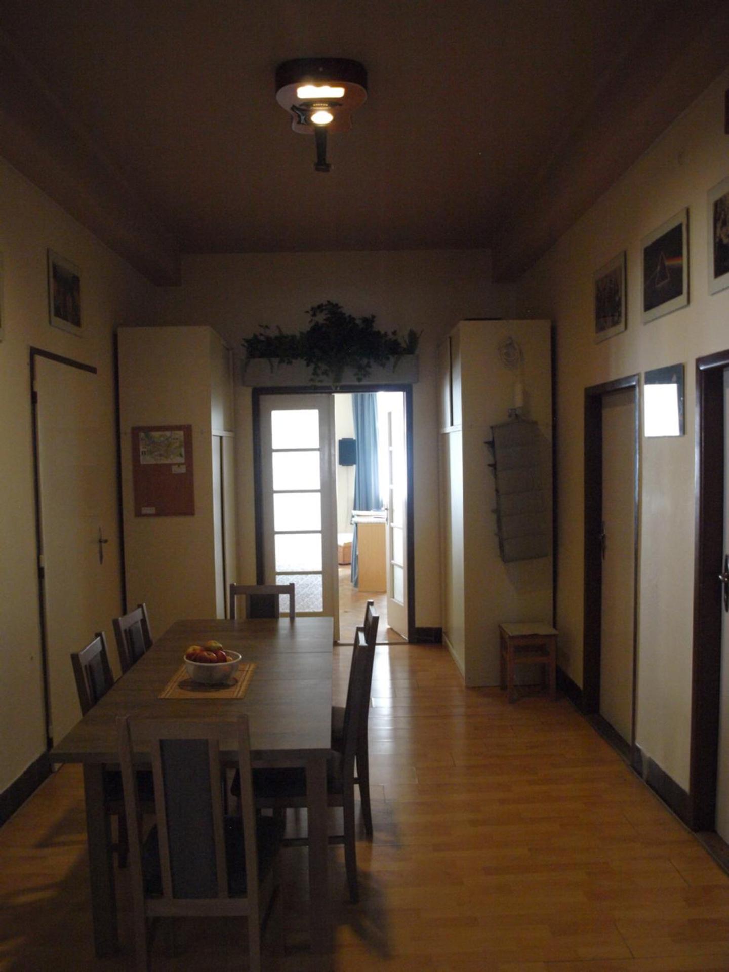 Photo 51