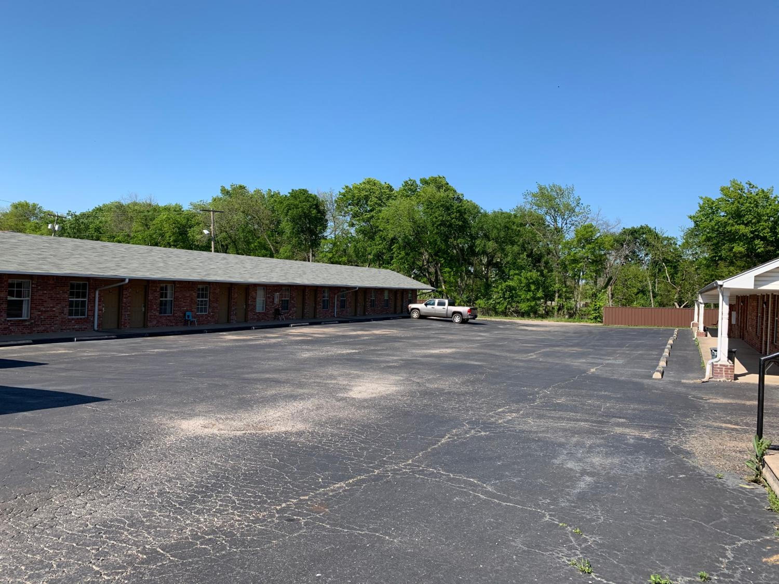 Budget Inn Madill - Property Image 21