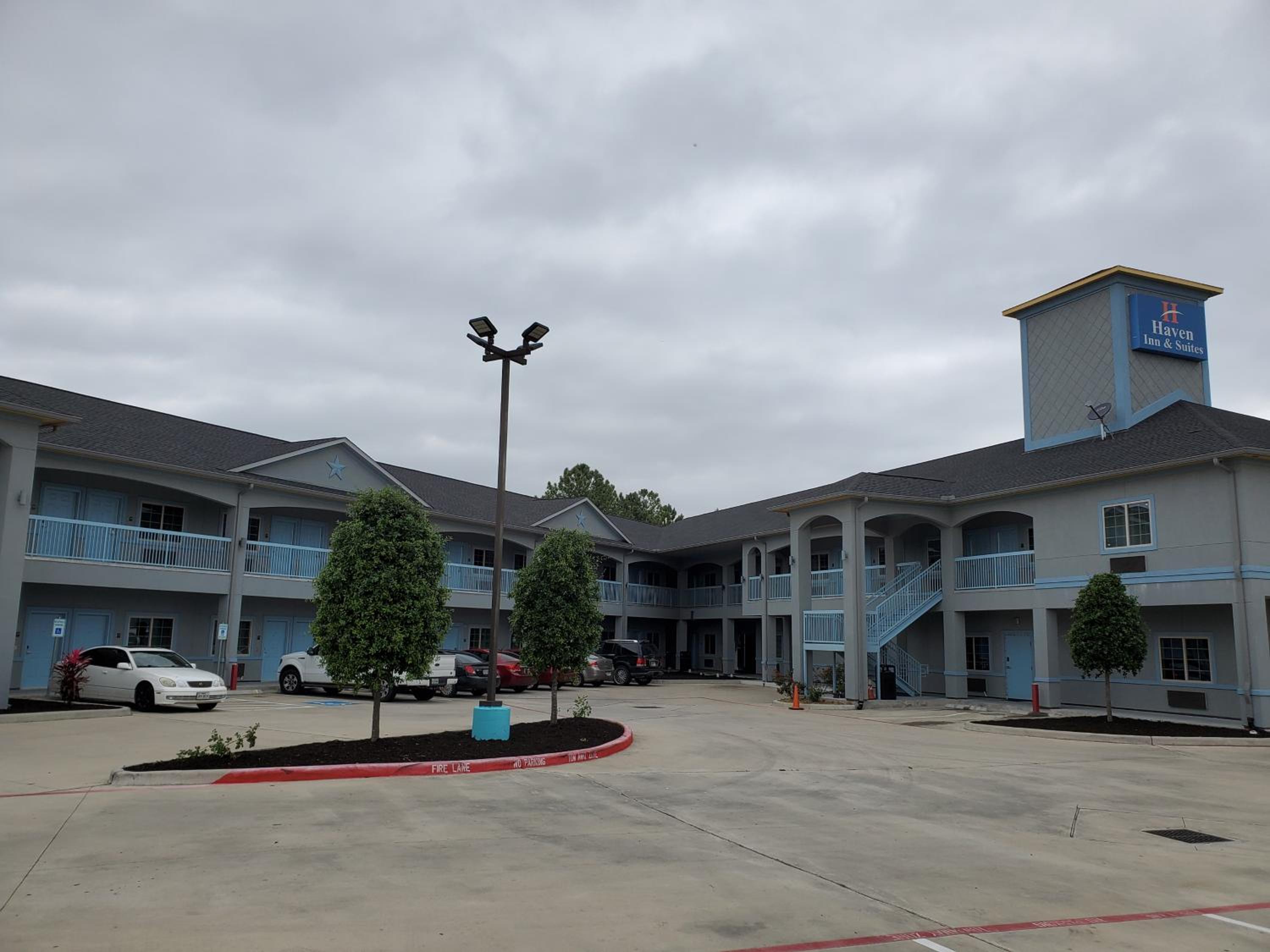Haven Inn & Suites willowbrook