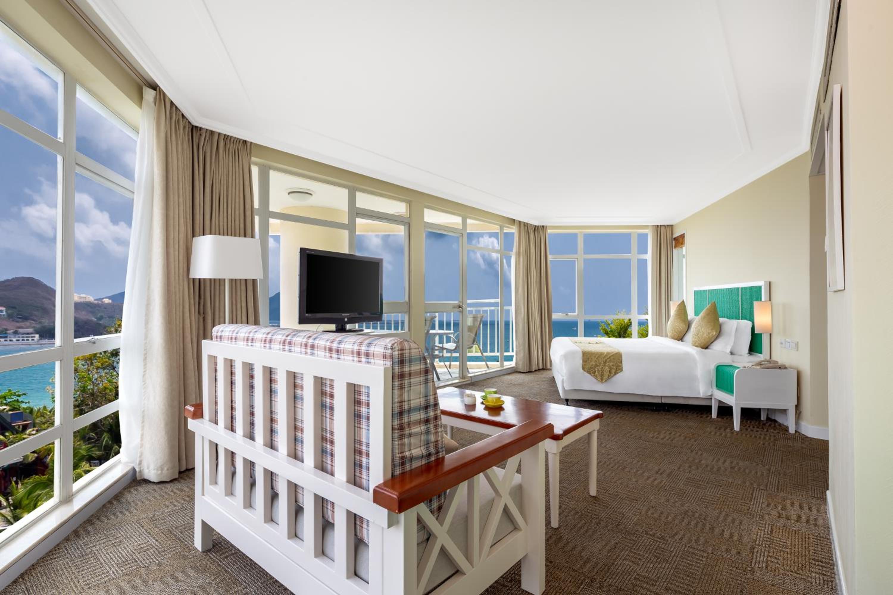 Sunshine Resort Intime Sanya