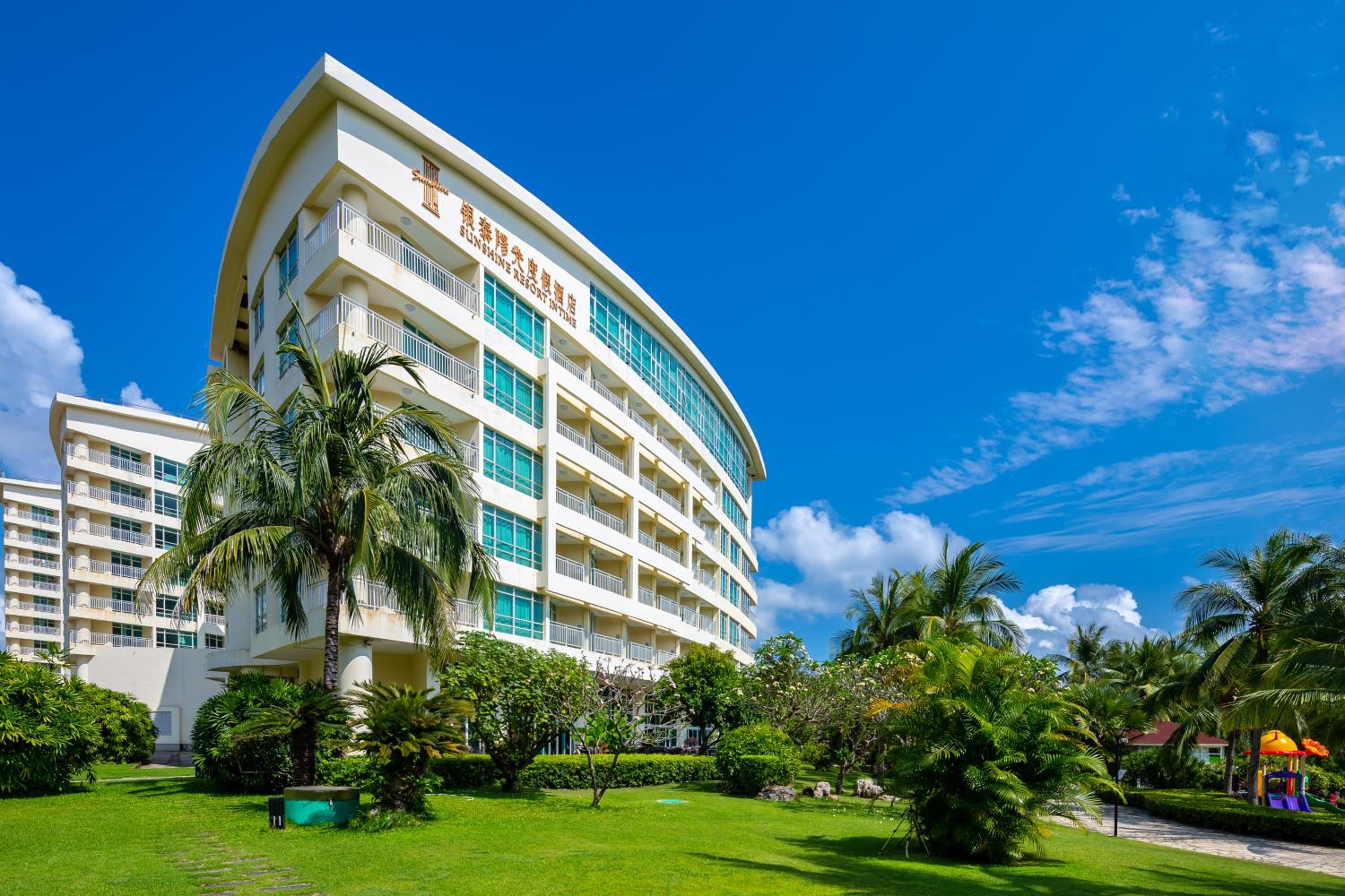 Sunshine Resort Intime Sanya