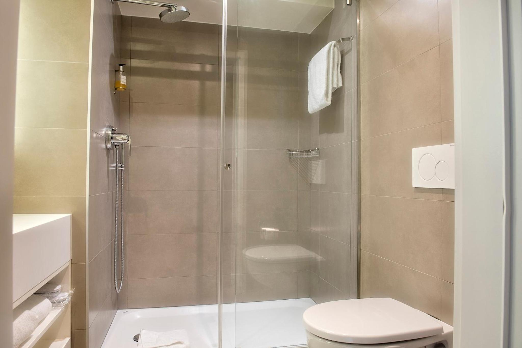 Geneva Vacations - Chez Maman Hotel Restaurant - Property Image 33