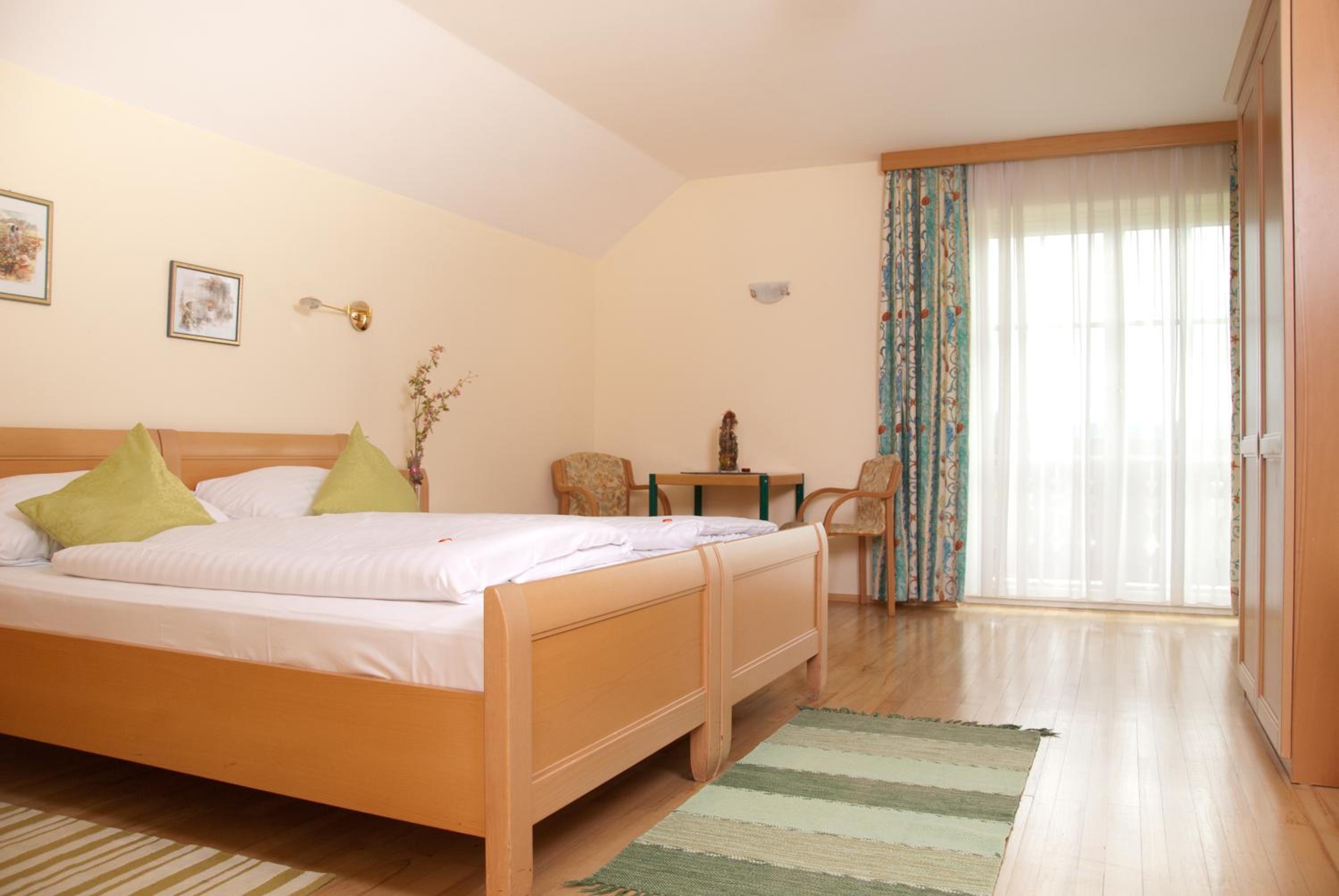 Hotel-Gasthof Am Riedl view 4