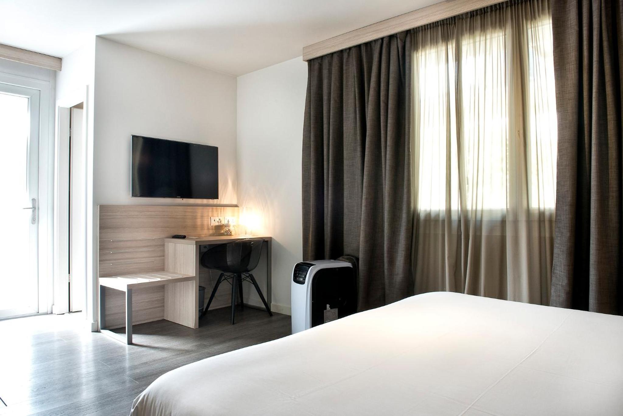 Geneva Vacations - Chez Maman Hotel Restaurant - Property Image 61