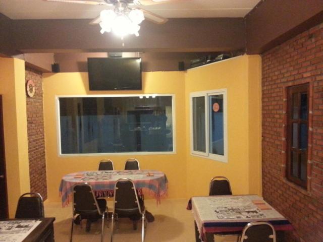 Jansupar Court