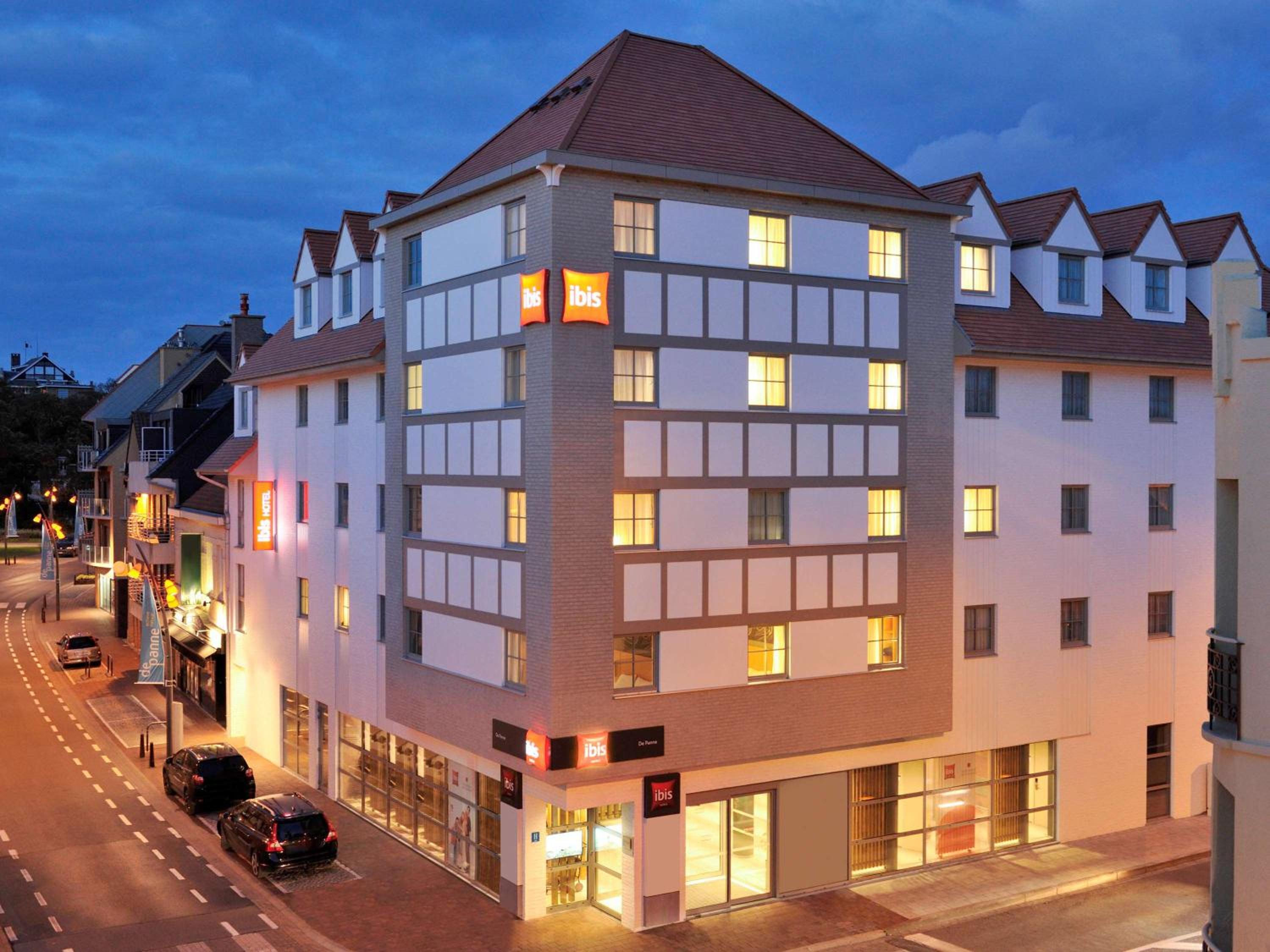 Hotel ibis De Panne - Image 1