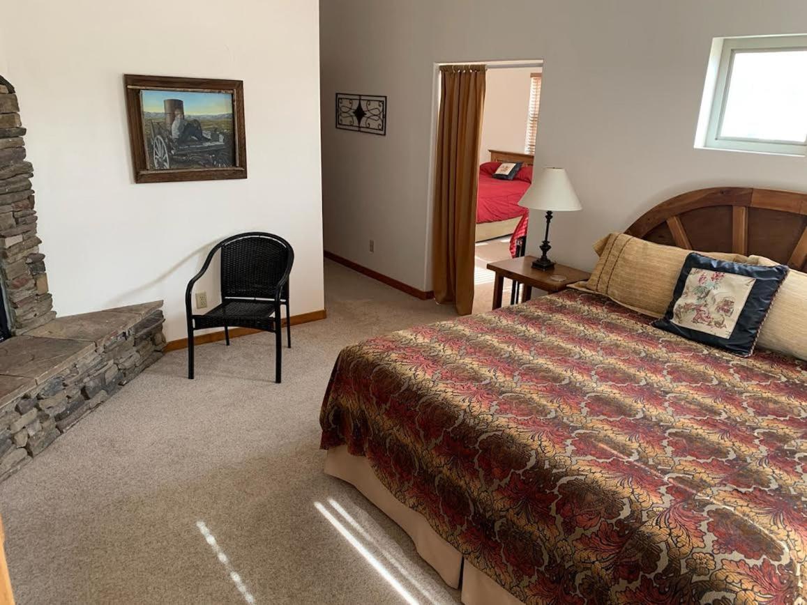 Slot Canyons Inn Bed & Breakfast view 3