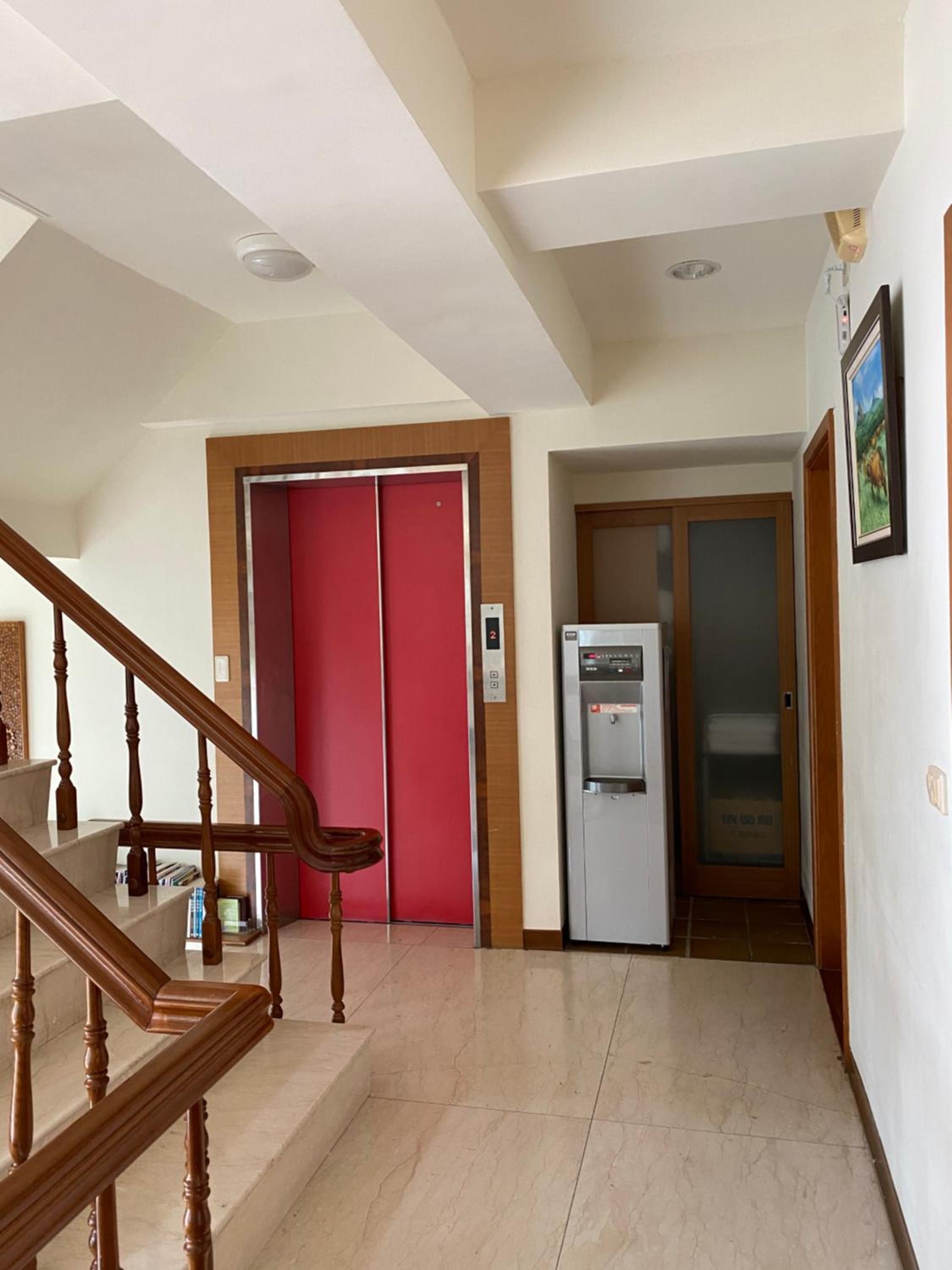 Mamalulu Hostel