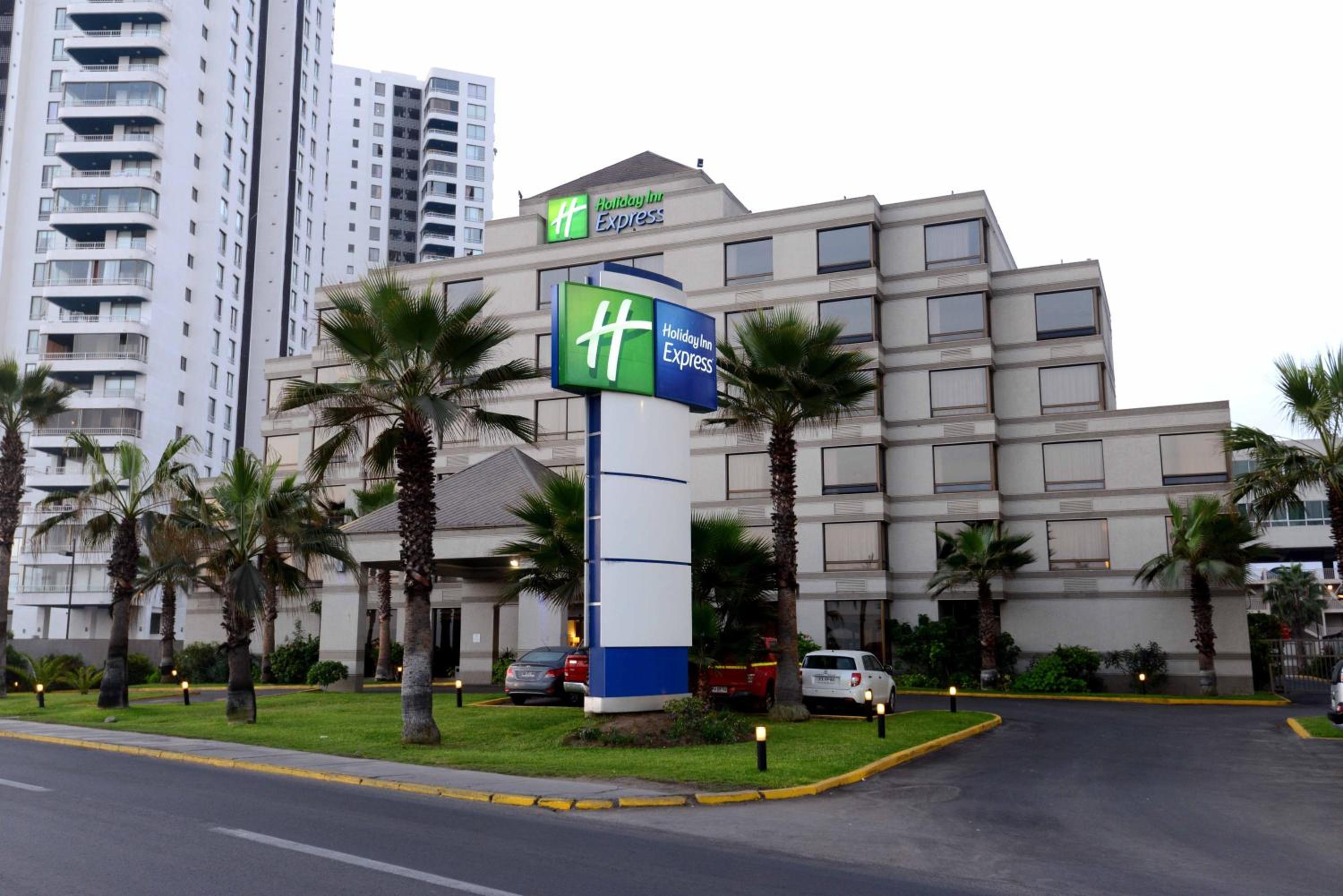 Hotel Holiday Inn Express - Iquique, an IHG Hotel - Image 1