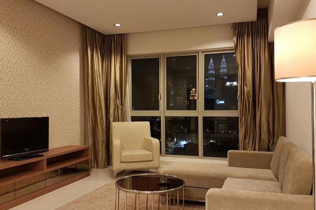 KLCC Regalia Suites Infinity Pool Kuala Lumpur
