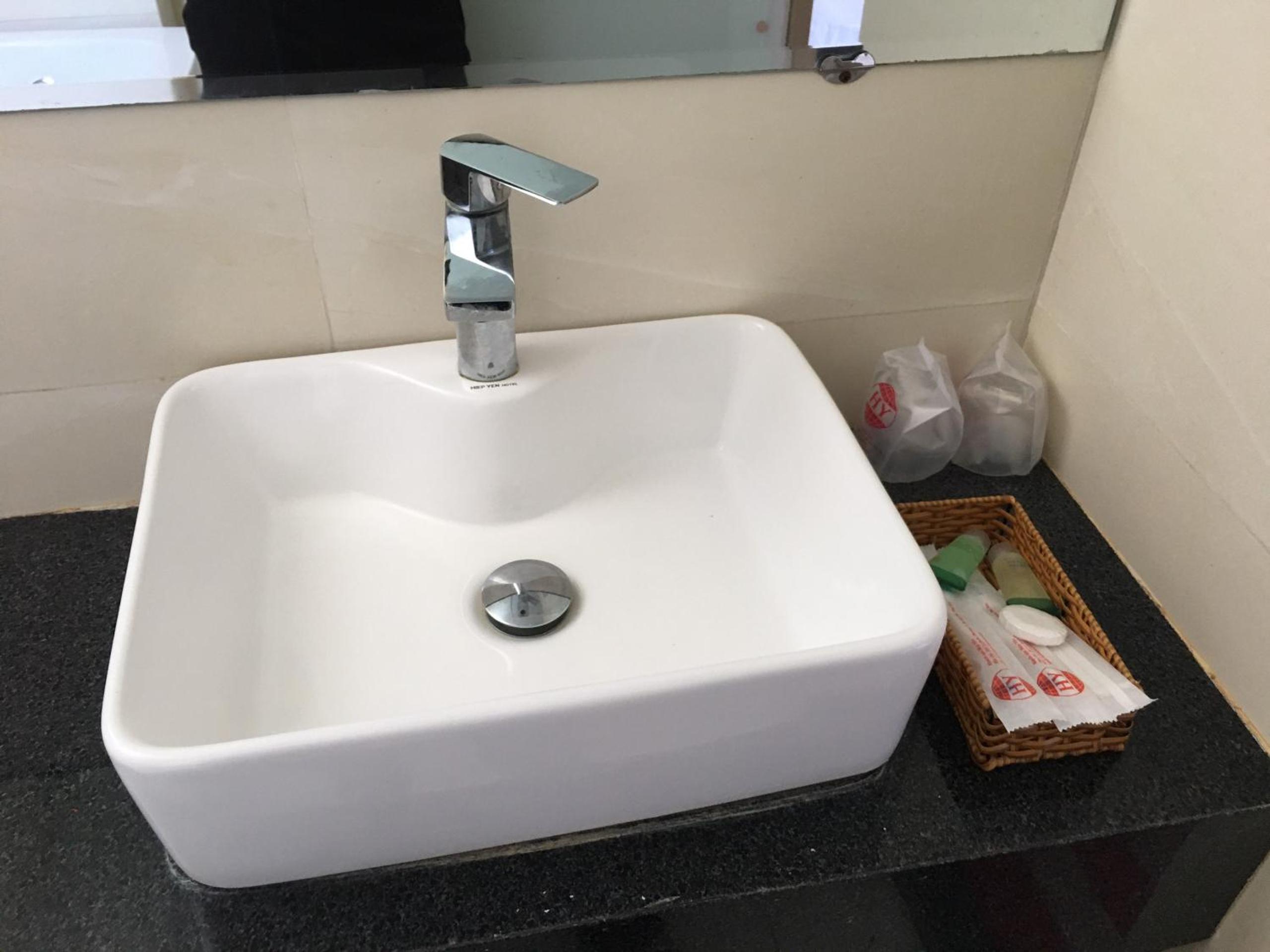 Khách Sạn Hiệp Yến
