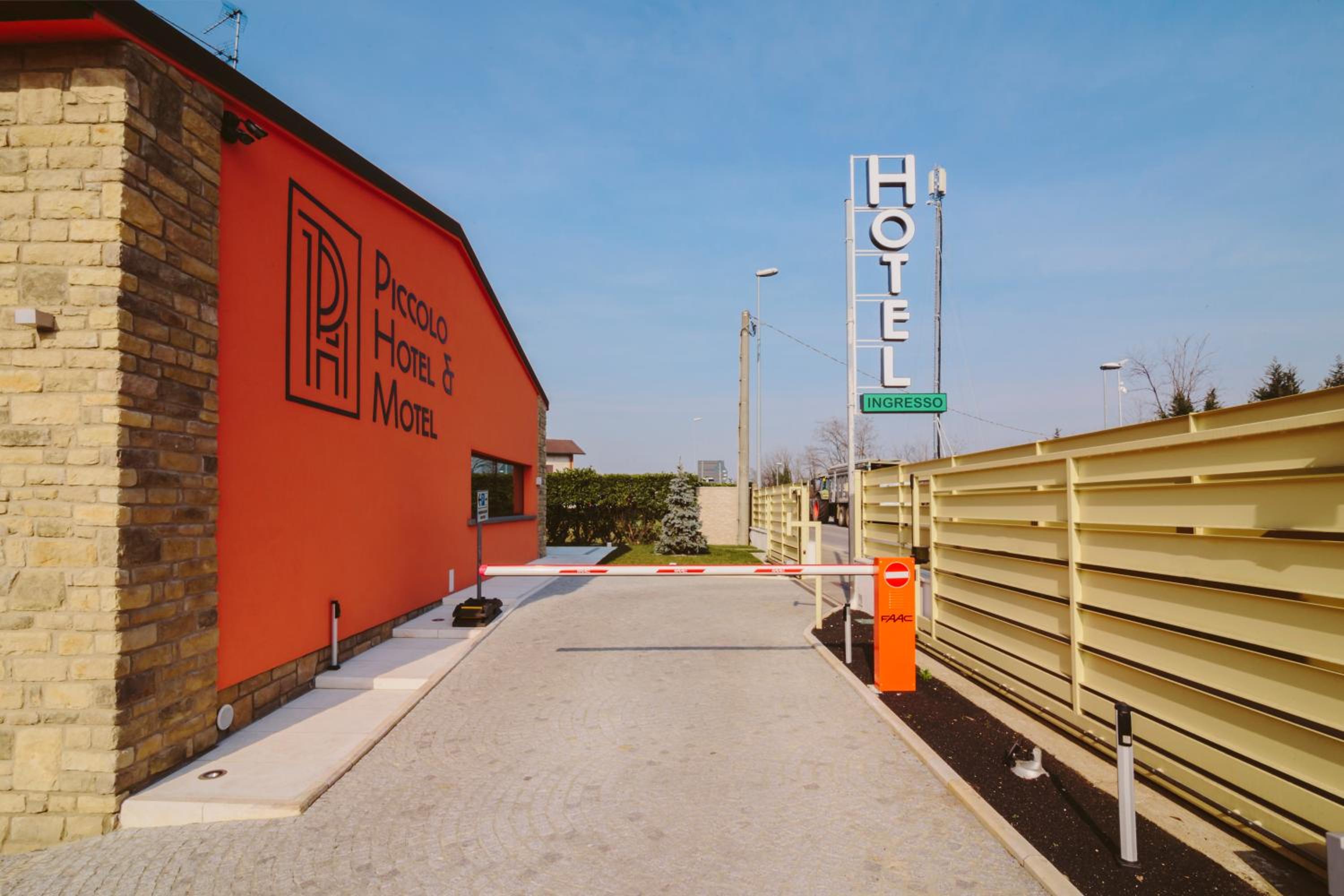 Piccolo Hotel