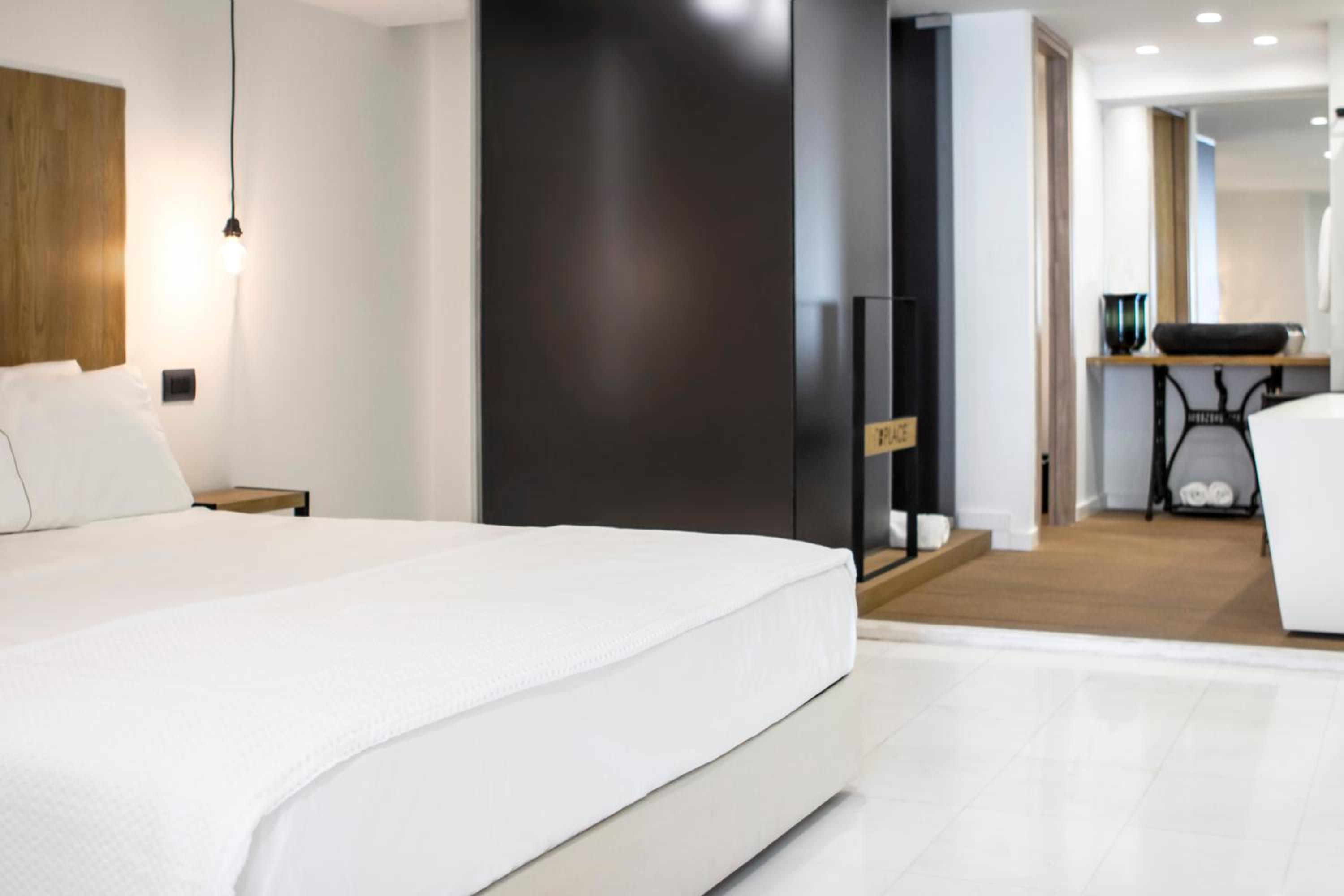 Azelia Suites - Acropolis View
