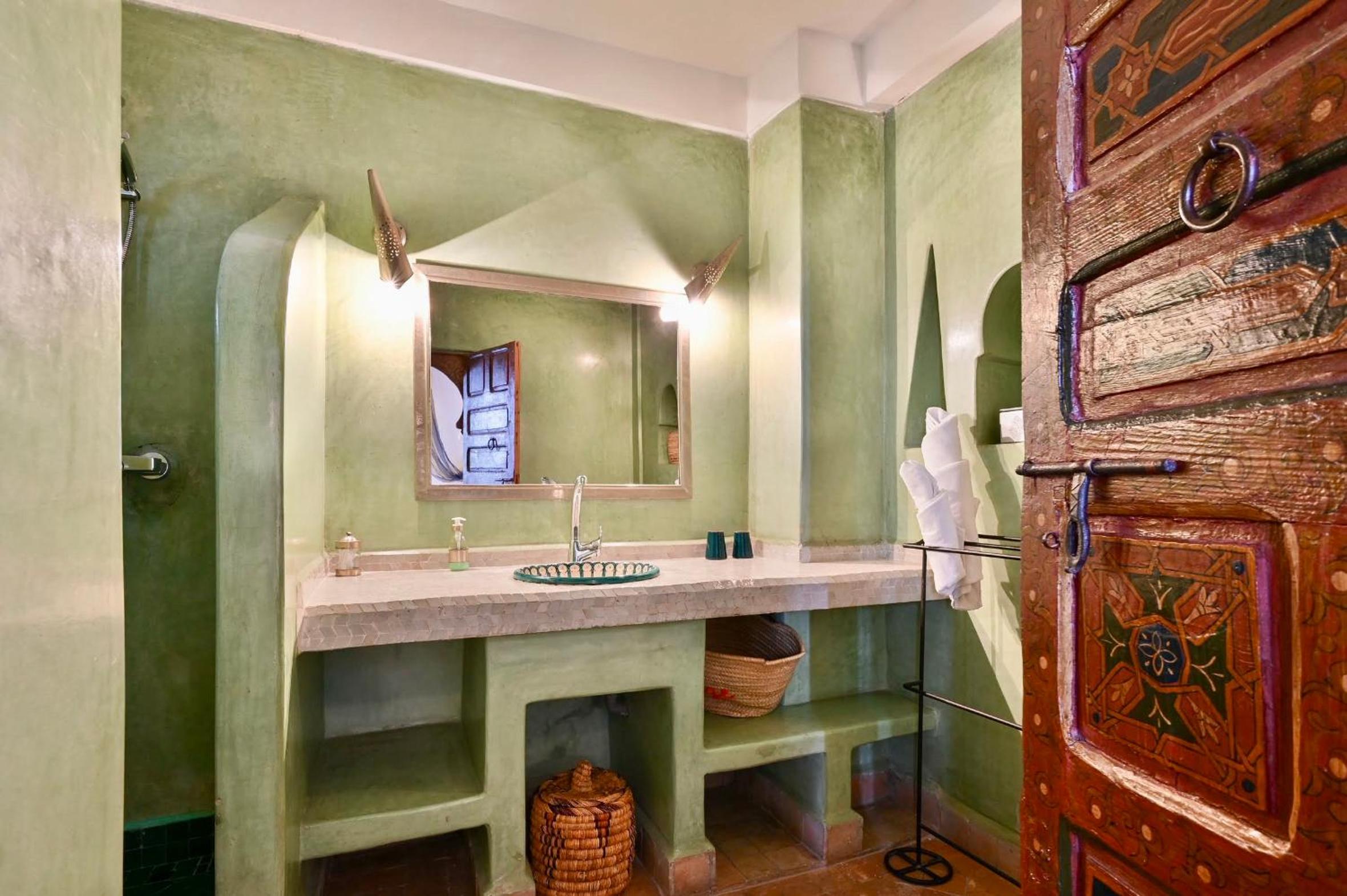Riad Aya