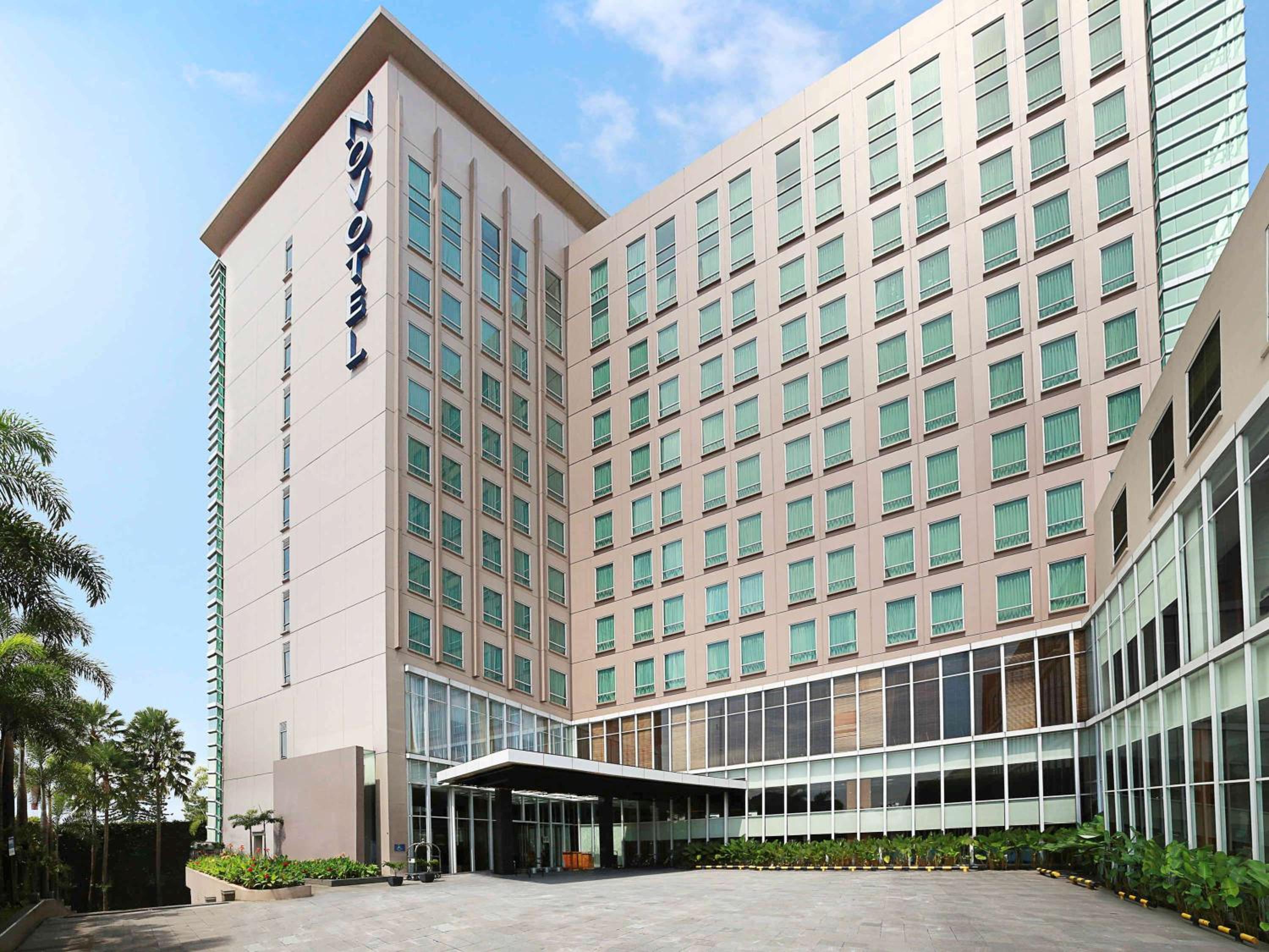 Hotel Novotel Bandung - Image 1