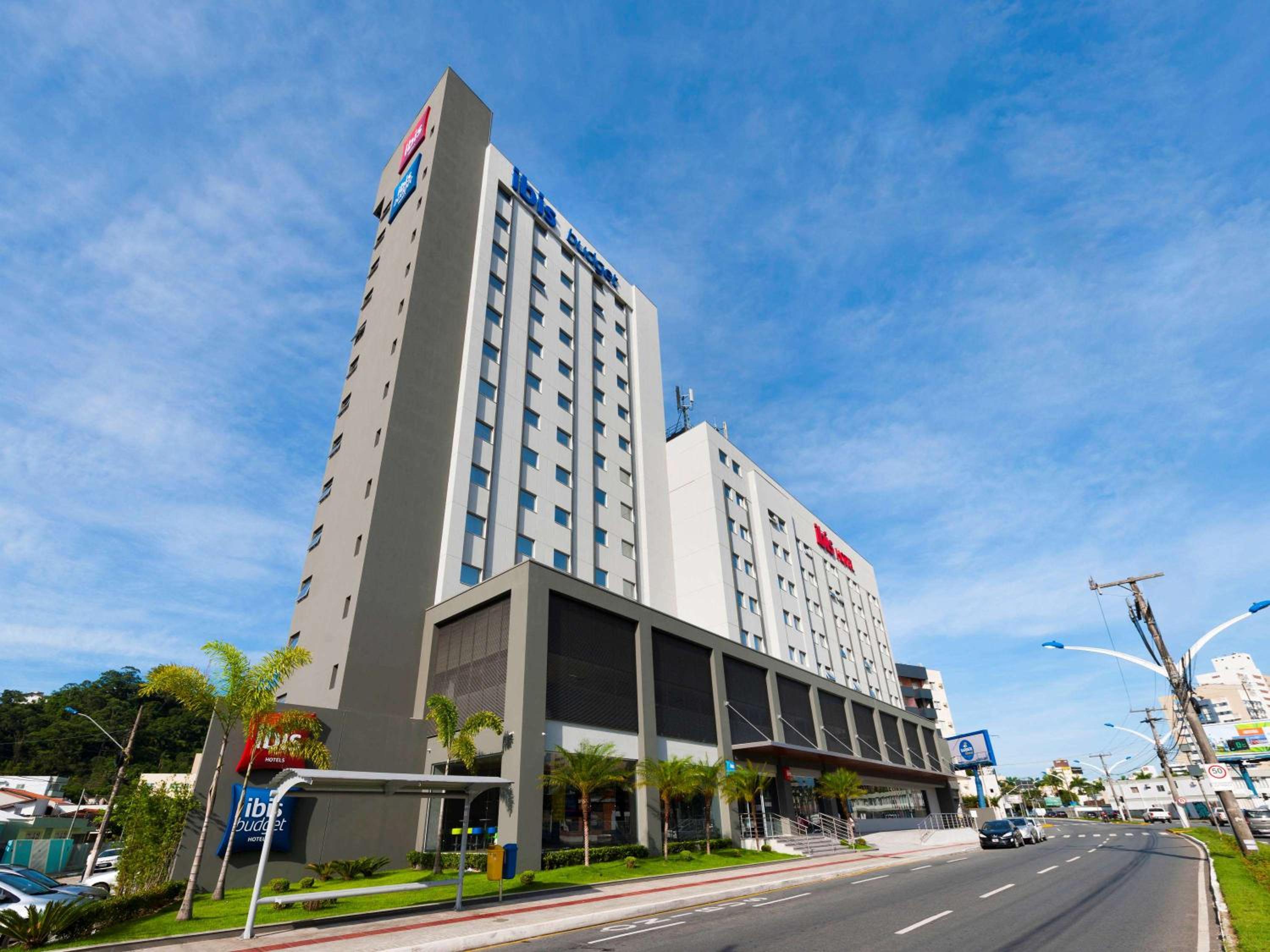 Hotel ibis Navegantes Itajai - Image 1