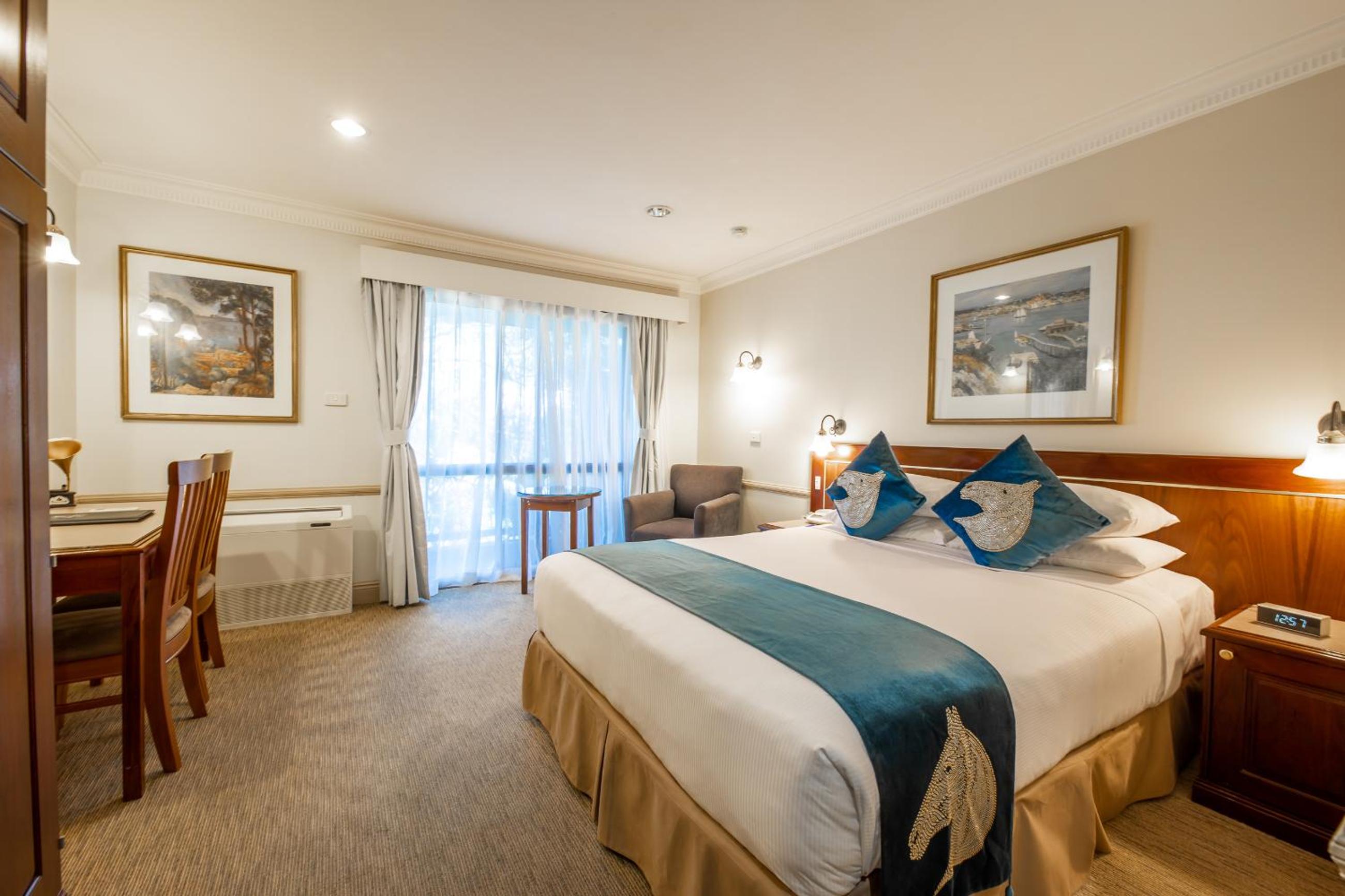 Twin Towers Inn-3