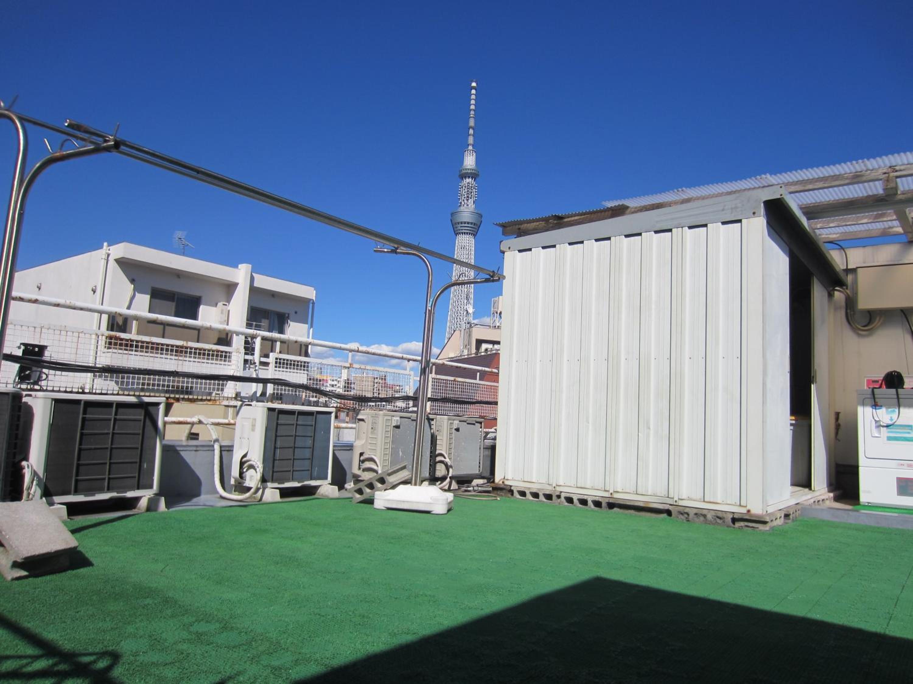 Nomad Hostel East