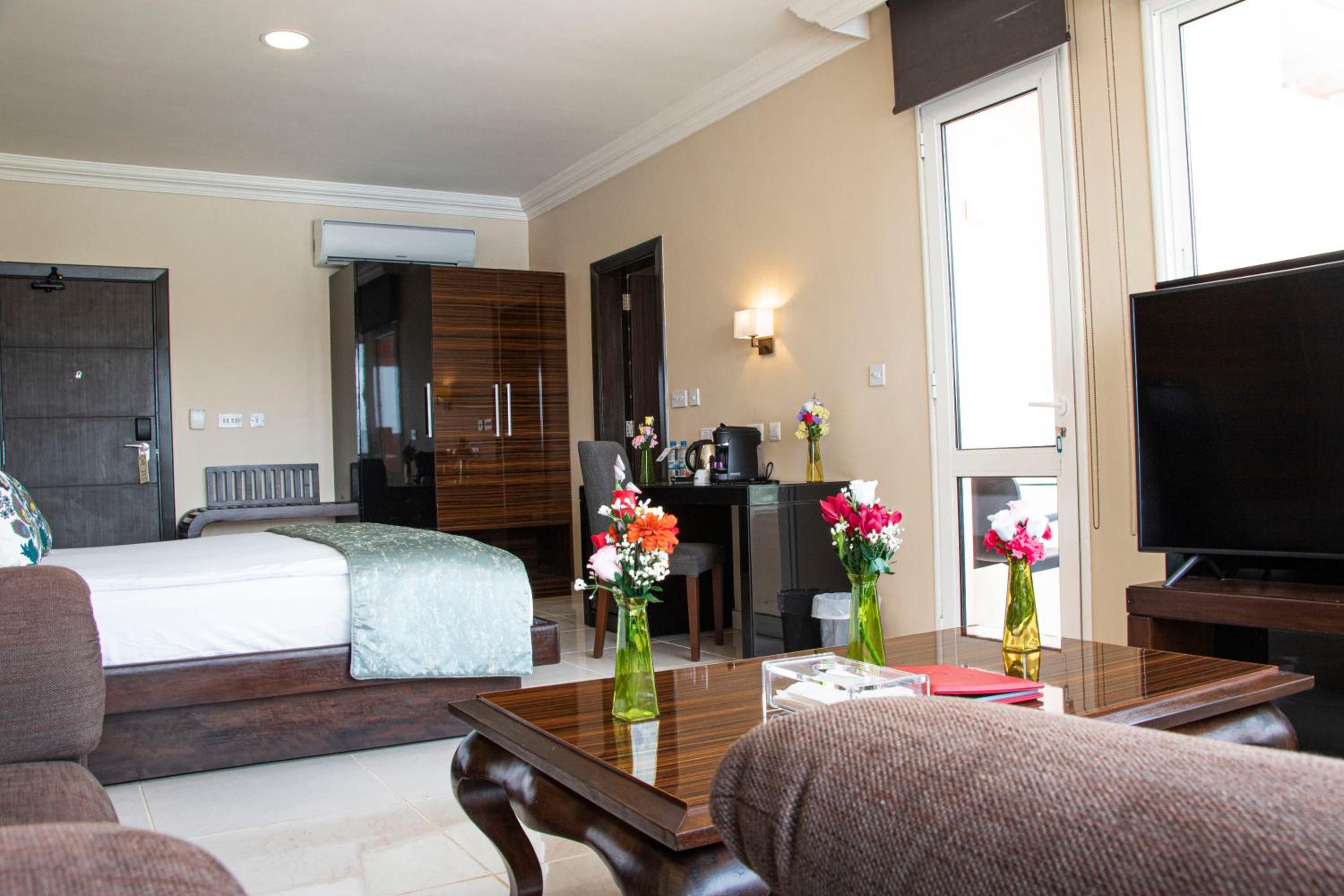 Home Suites Boutique Hotel Freetown