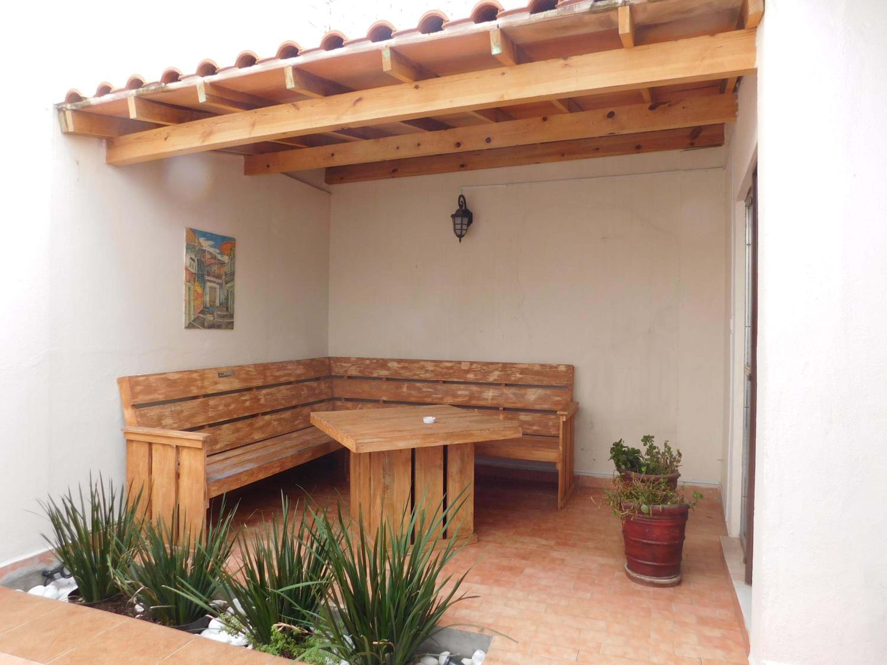 Casona Luciérnaga-Casa de Huéspedes Centro de León, Poliforum