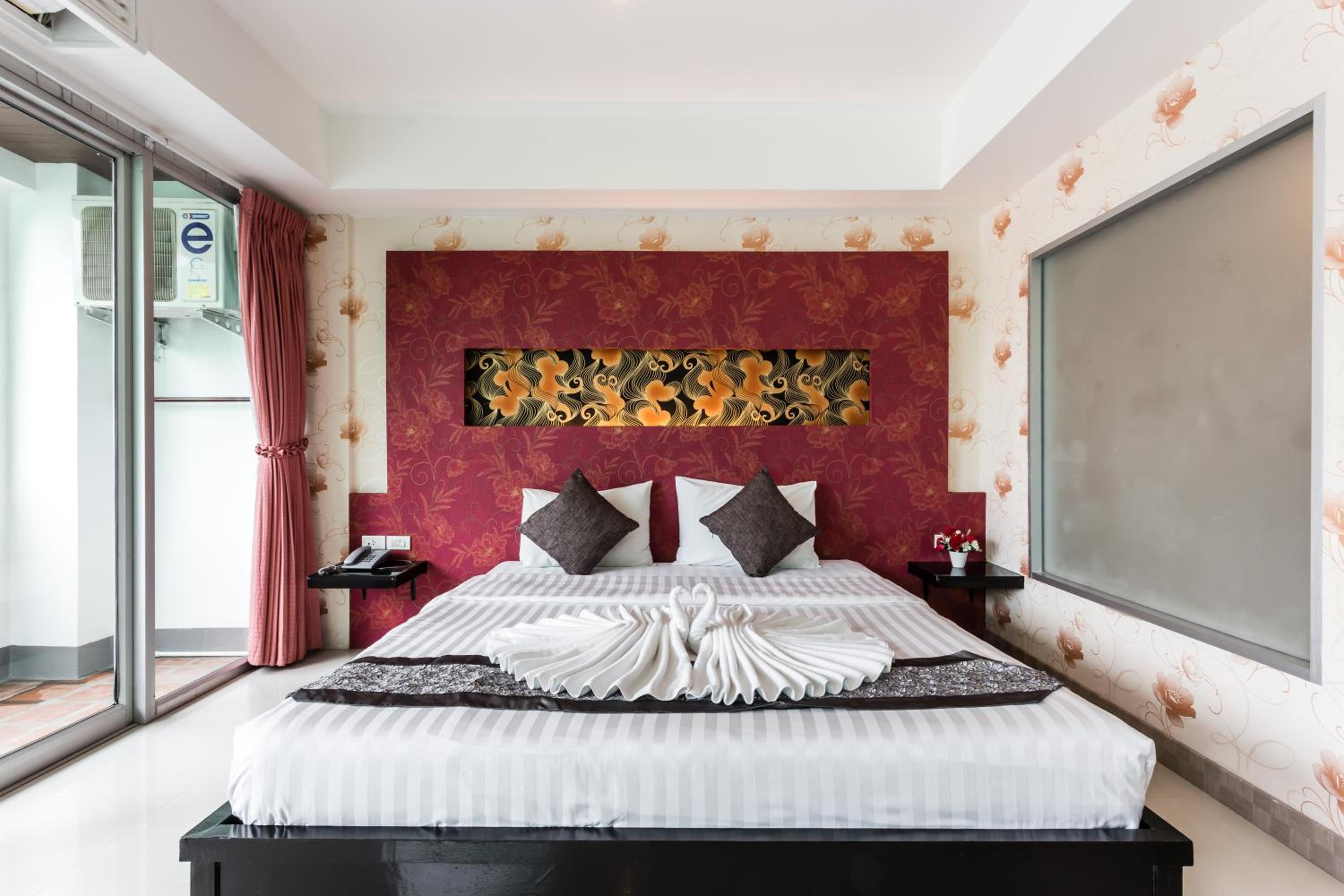 7Q Patong Beach Hotel