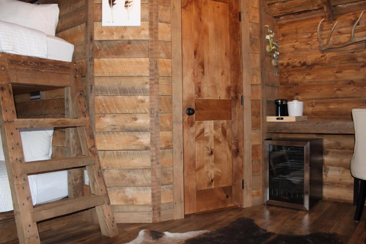 Elkhorn Cabins And Inn 5