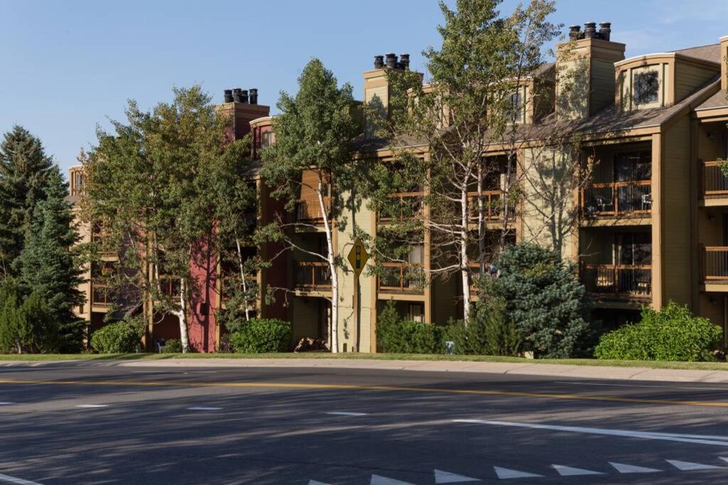 #212 1br Condo Across from PC Resort view 4