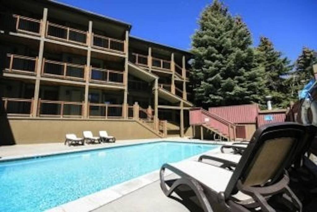 #212 1br Condo Across from PC Resort view 5