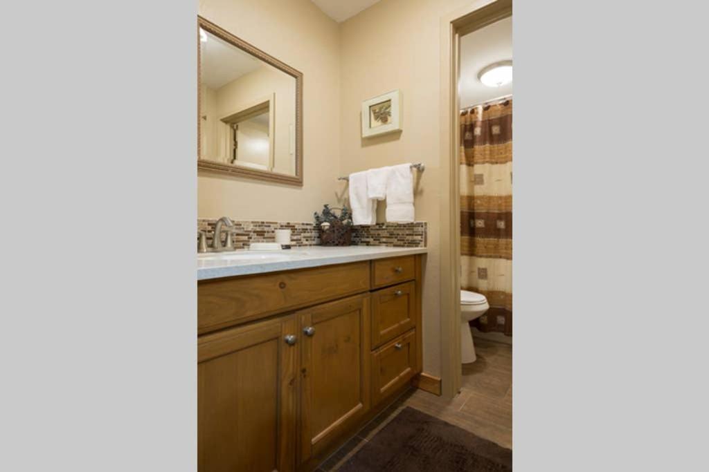 #213 1br Snowcrest Condo Walk 2 Lift view 3