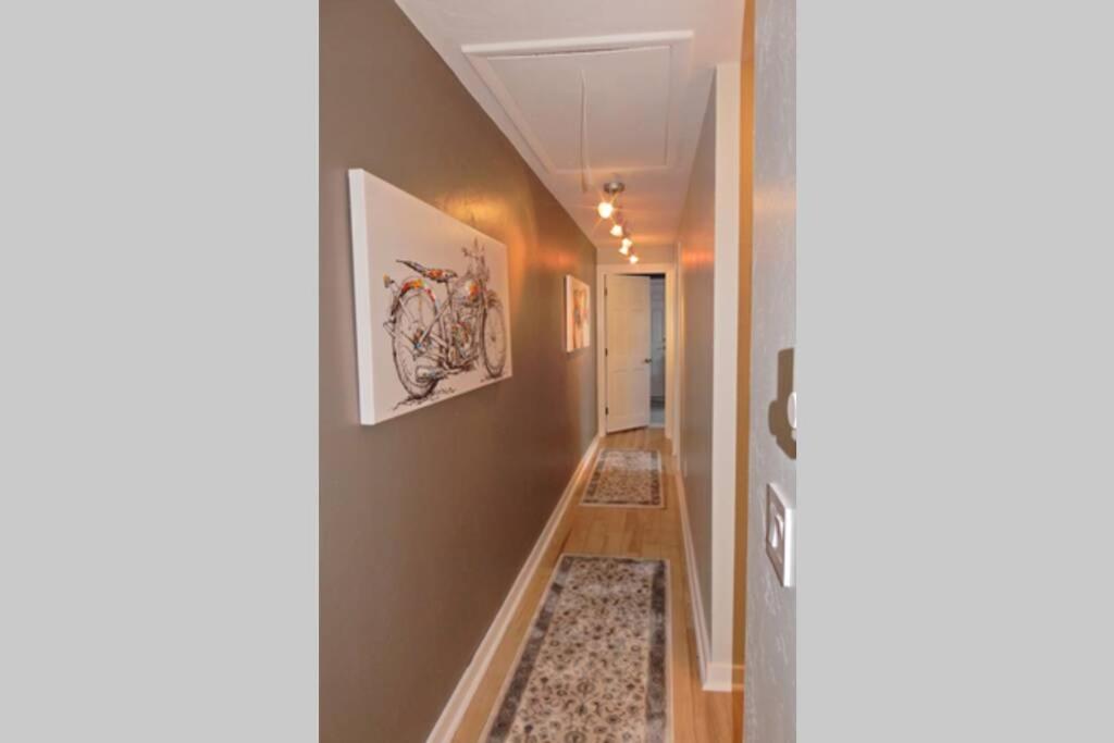 P-Town 2br Beach Beauty on the Bay. Water View! view 2