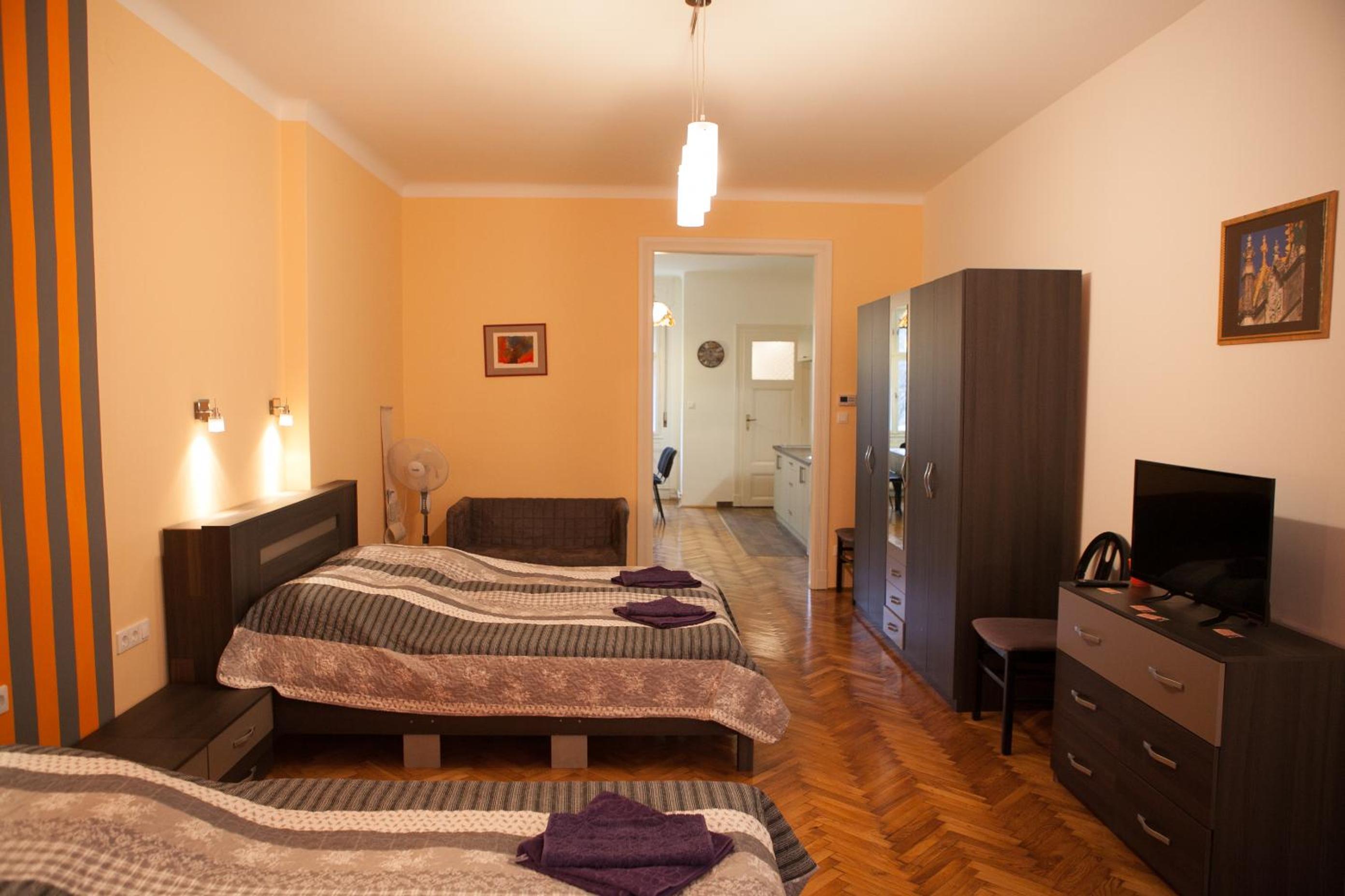 Buda Trió Apartments view 4