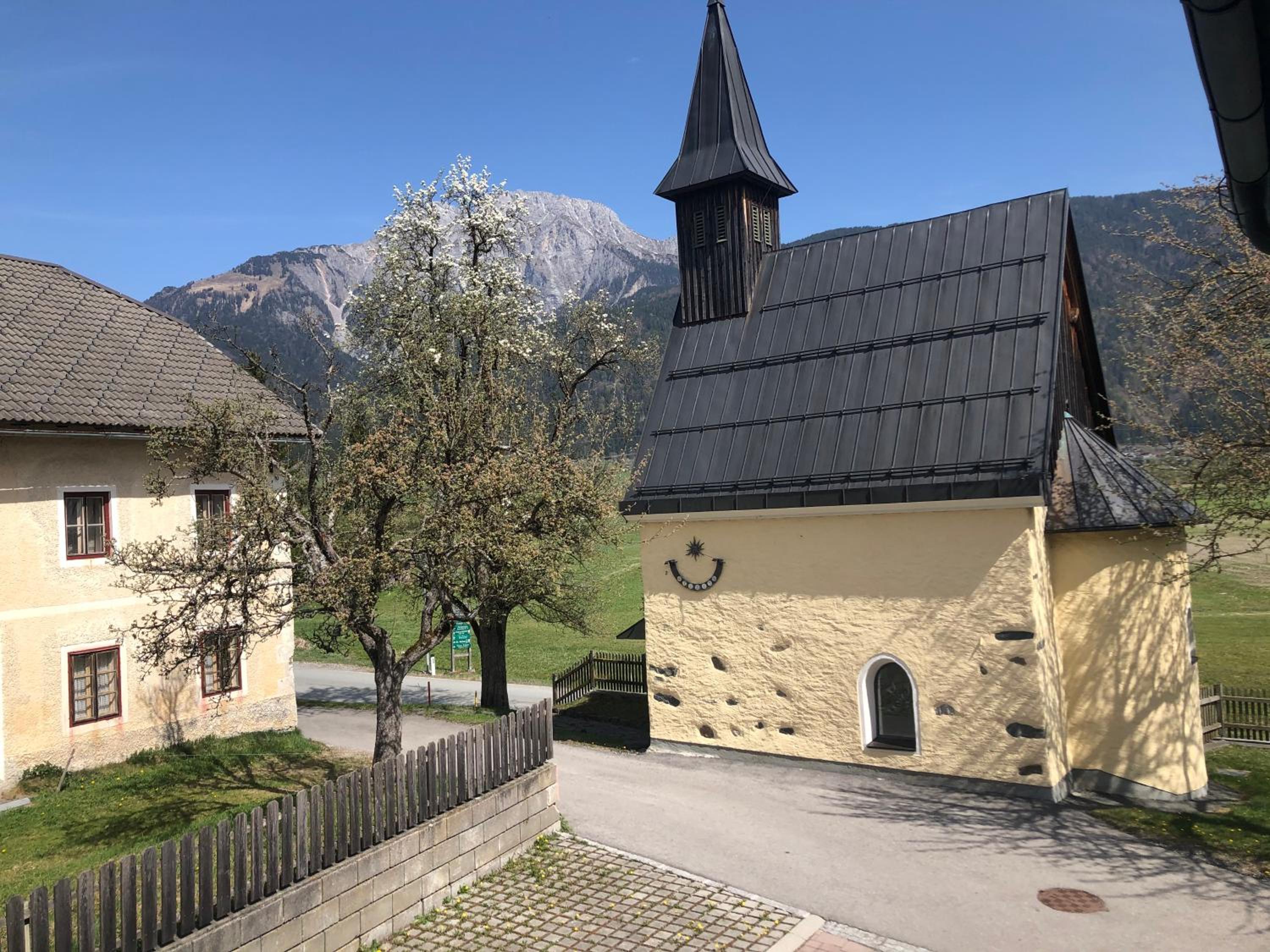Photo 18