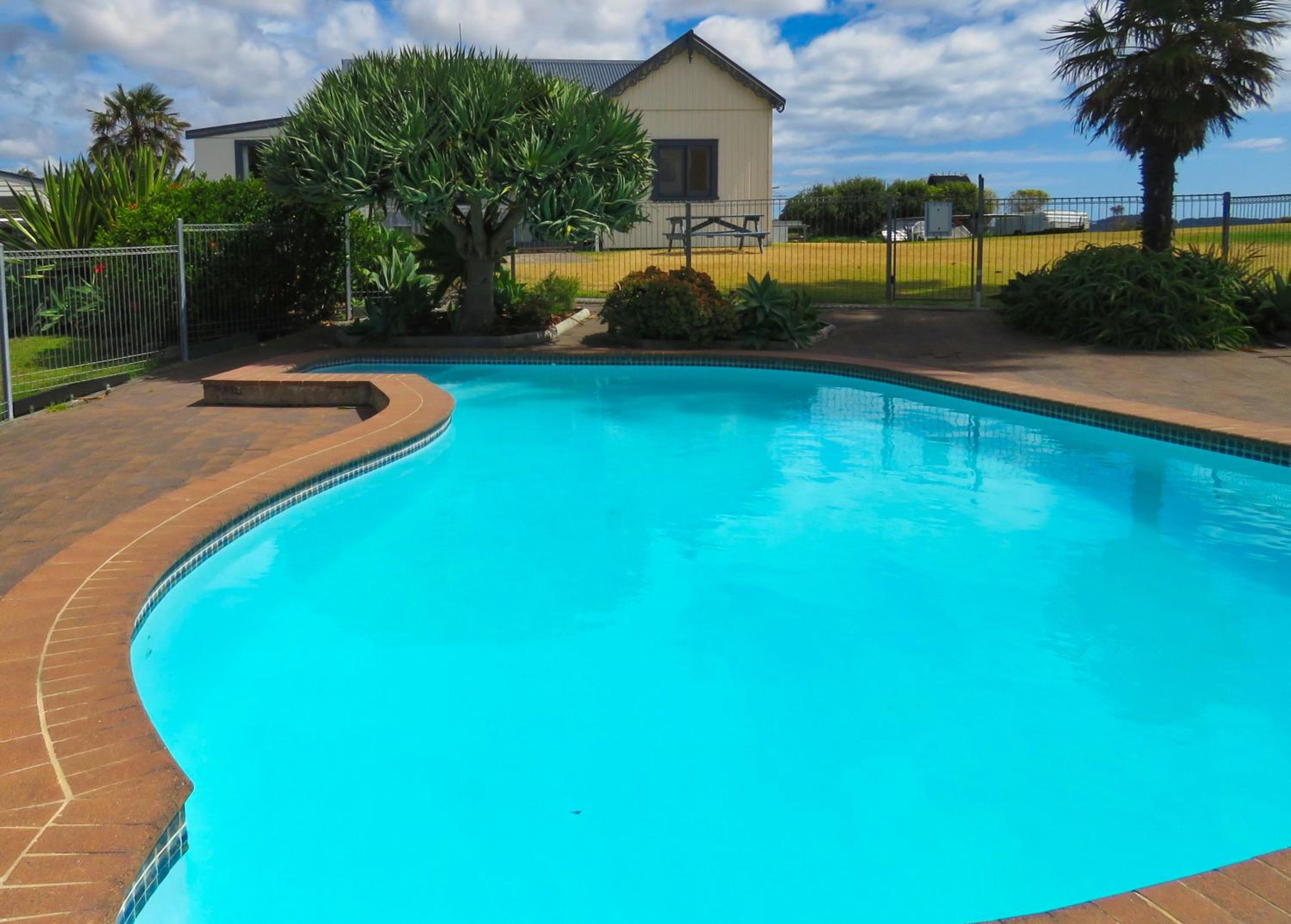 Pukenui Lodge Motel