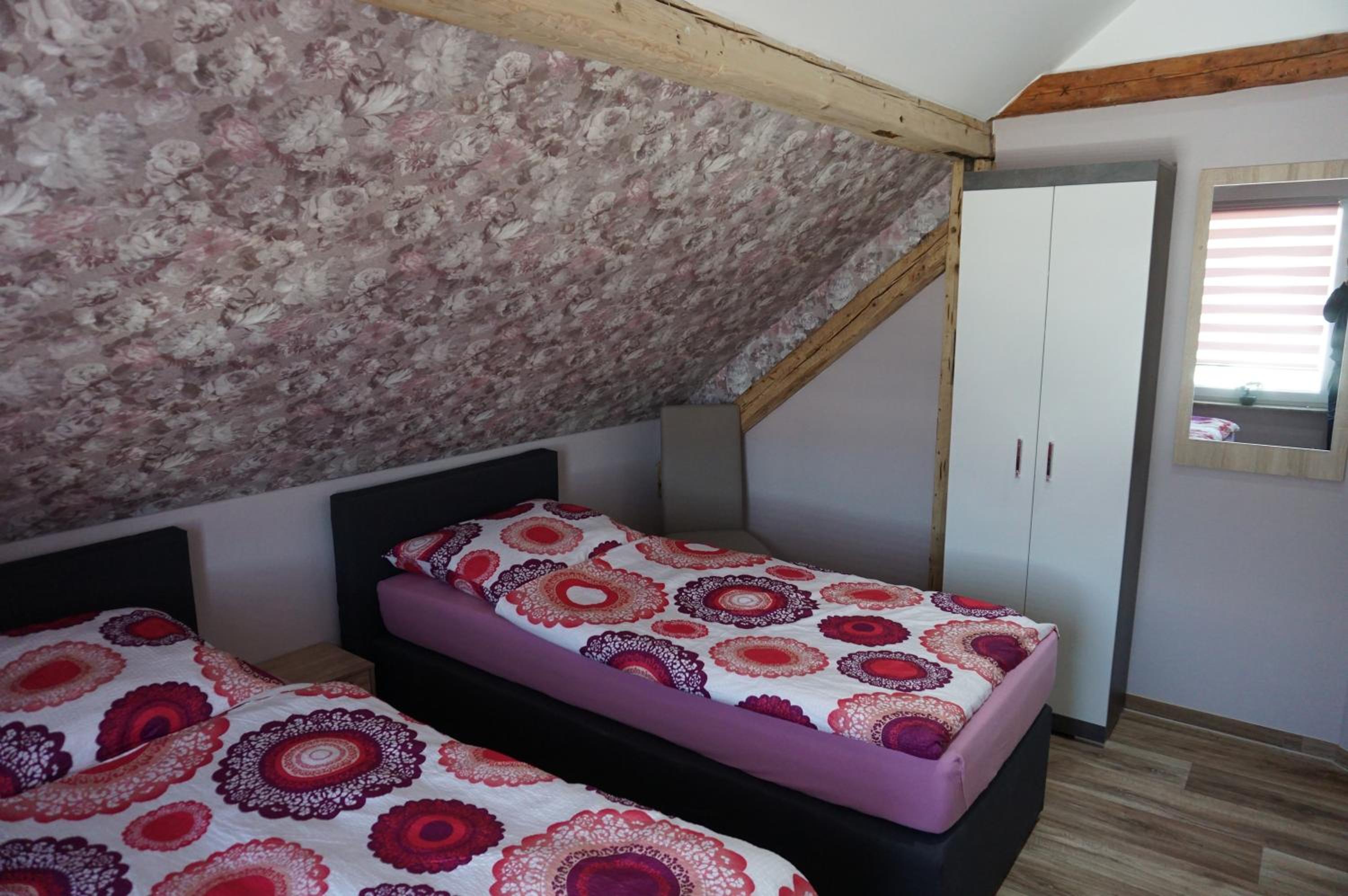 Außergewöhnliche Dachgeschosswohnung Monteure Herzlich Willkommen, kostenloses Wlan, kostenlose Parkplätze view 5